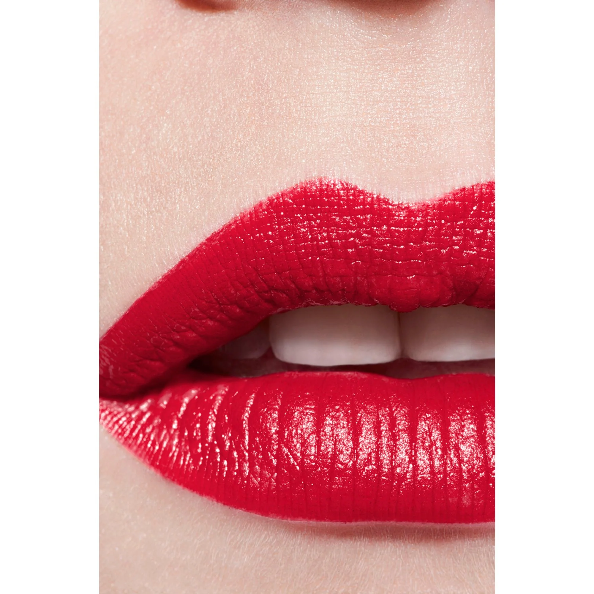 ROUGE ALLURE L'EXTRAIT - IL ROSSETTO AD ALTA INTENSITÀ - ESTRATTO DI LUCE E TRATTAMENTO - RICARICABILE