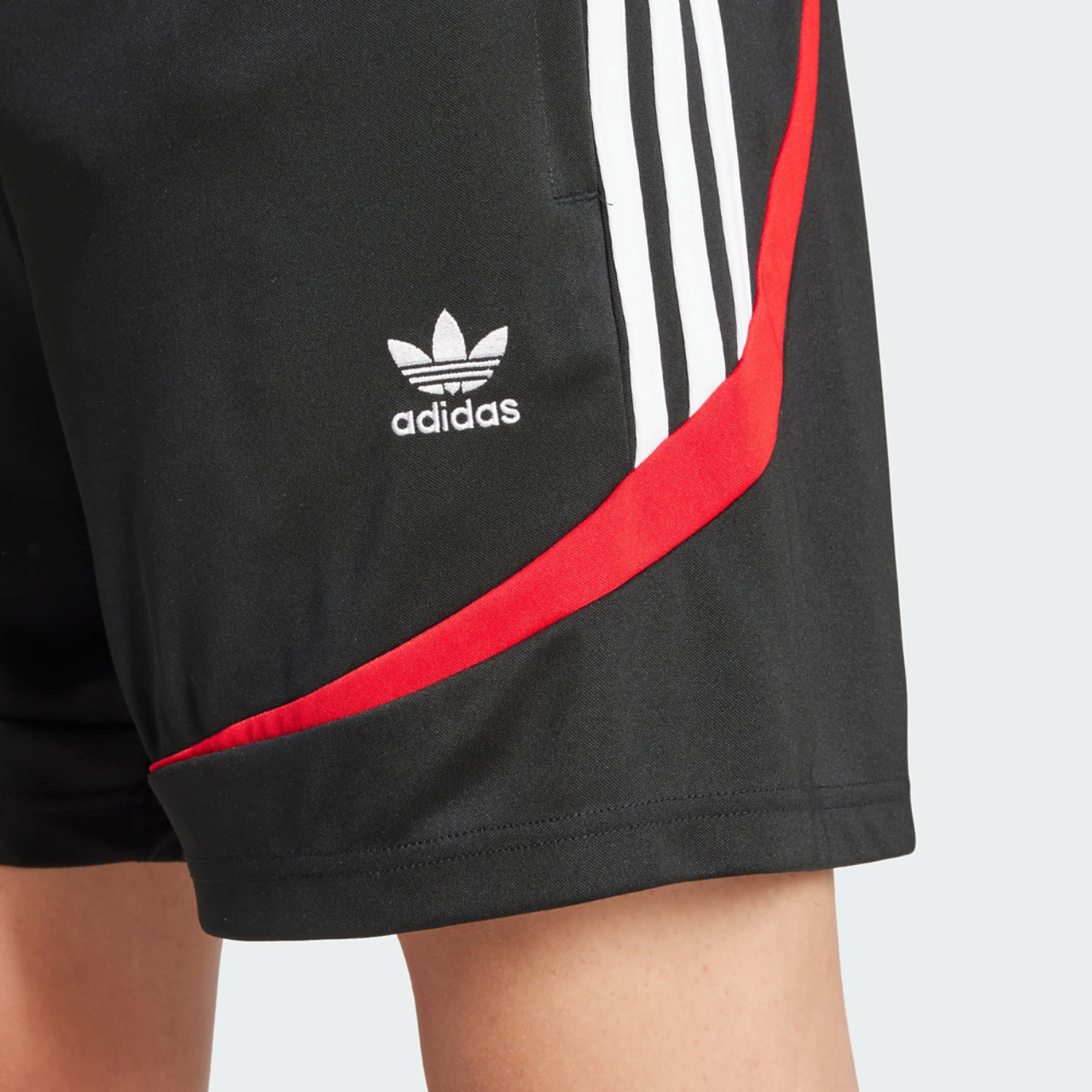 adidas utca