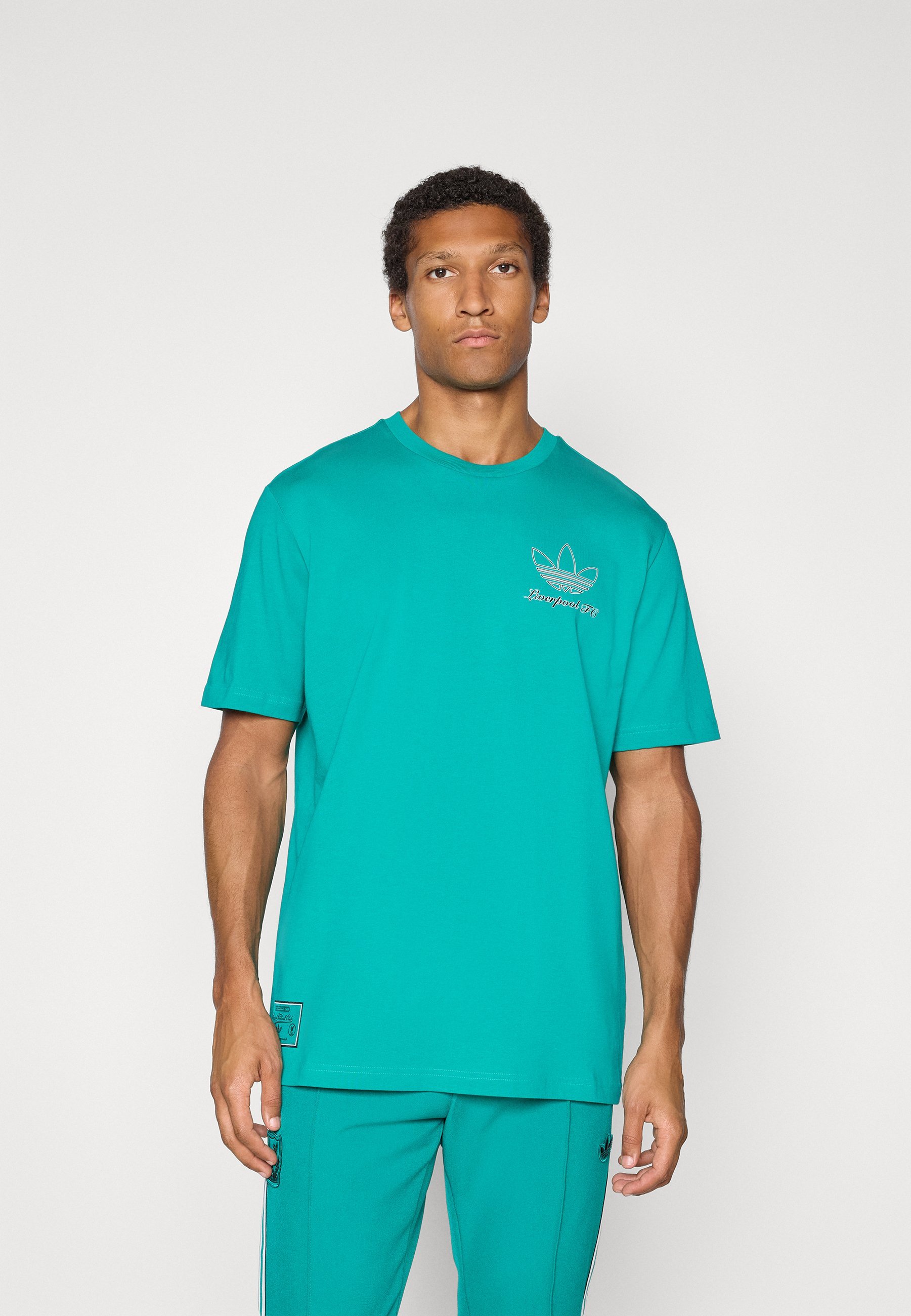 adidas Originals LIVERPOOL FC ICON GRAPHIC T-SHIRT - Clubkleding - zeegroen