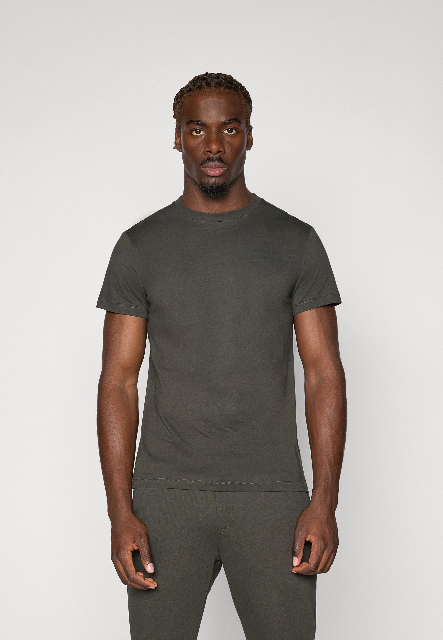Björn Borg ESSENTIAL - Basic T-shirt - turf