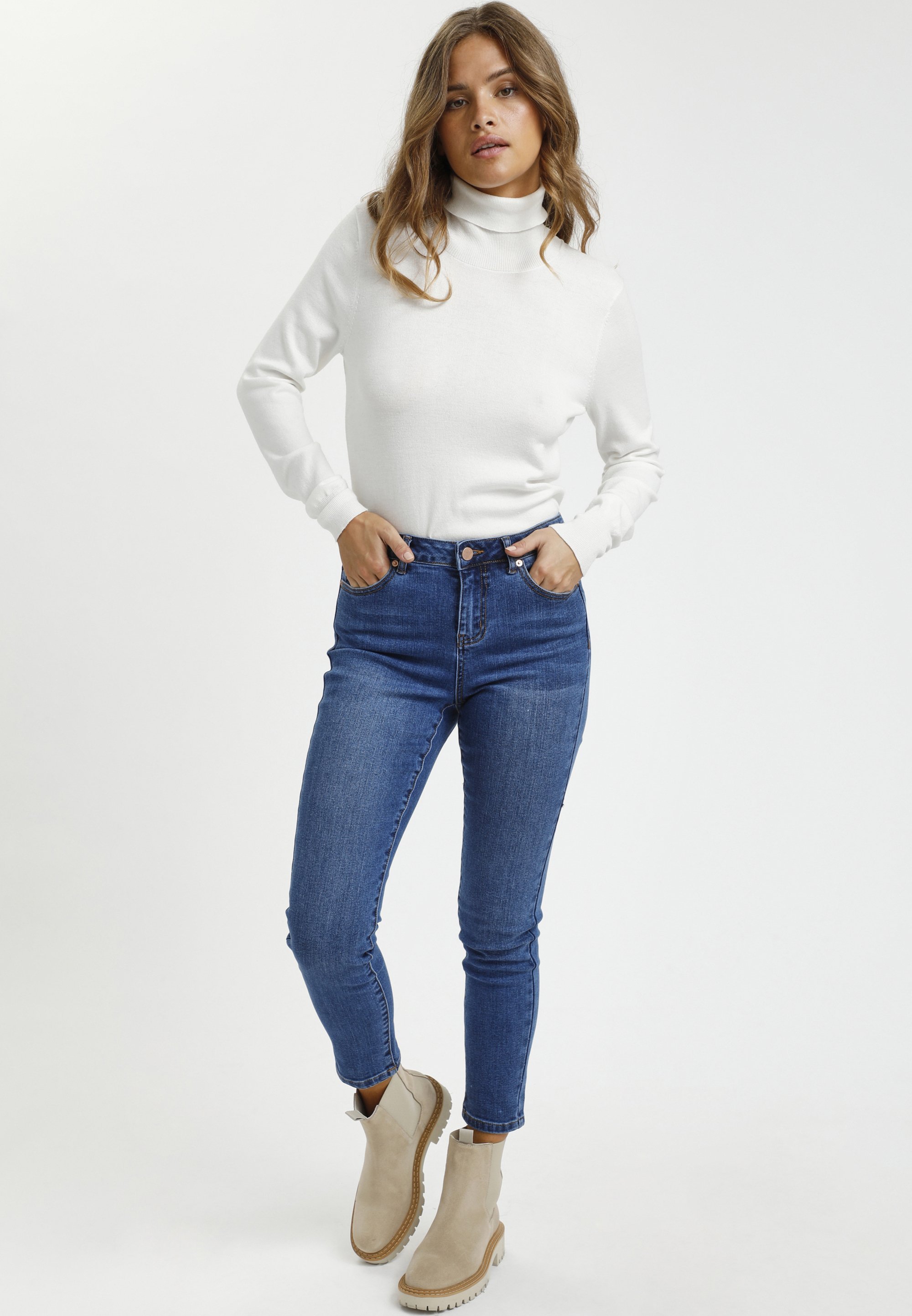 Kaffe KASINEM - Slim fit jeans - middenblauw denim