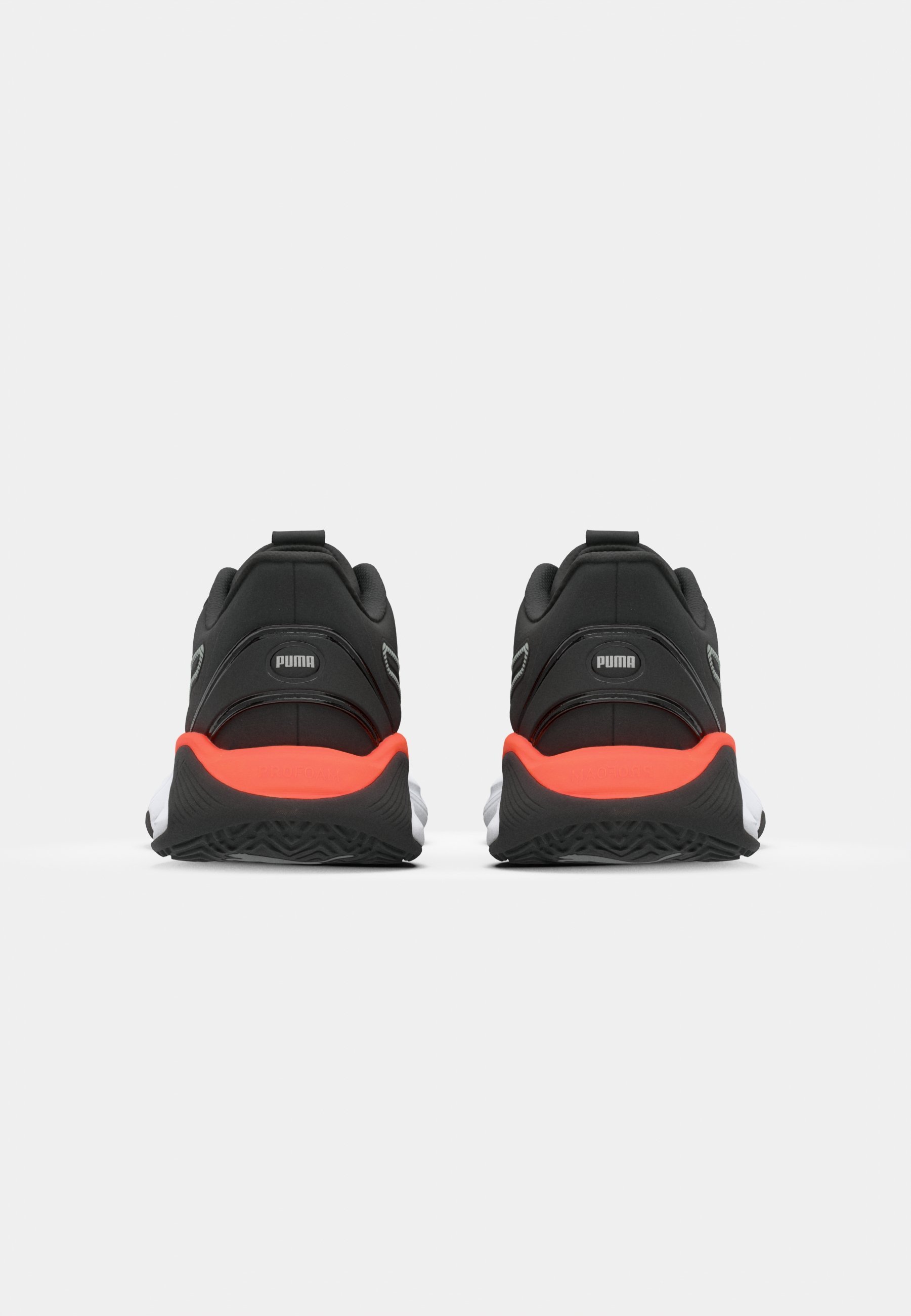 Puma PWR HYBRID - Trainingsschuh - Puma Schwarz Puma Weiß Leuchtendes Rot Grau Echo