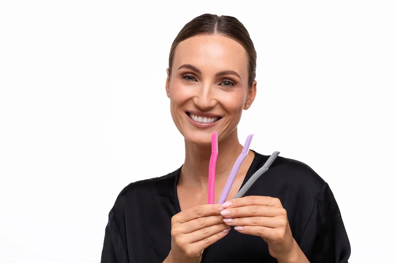 Notino Spa Collection antakių skustuvai antakių skustuvas