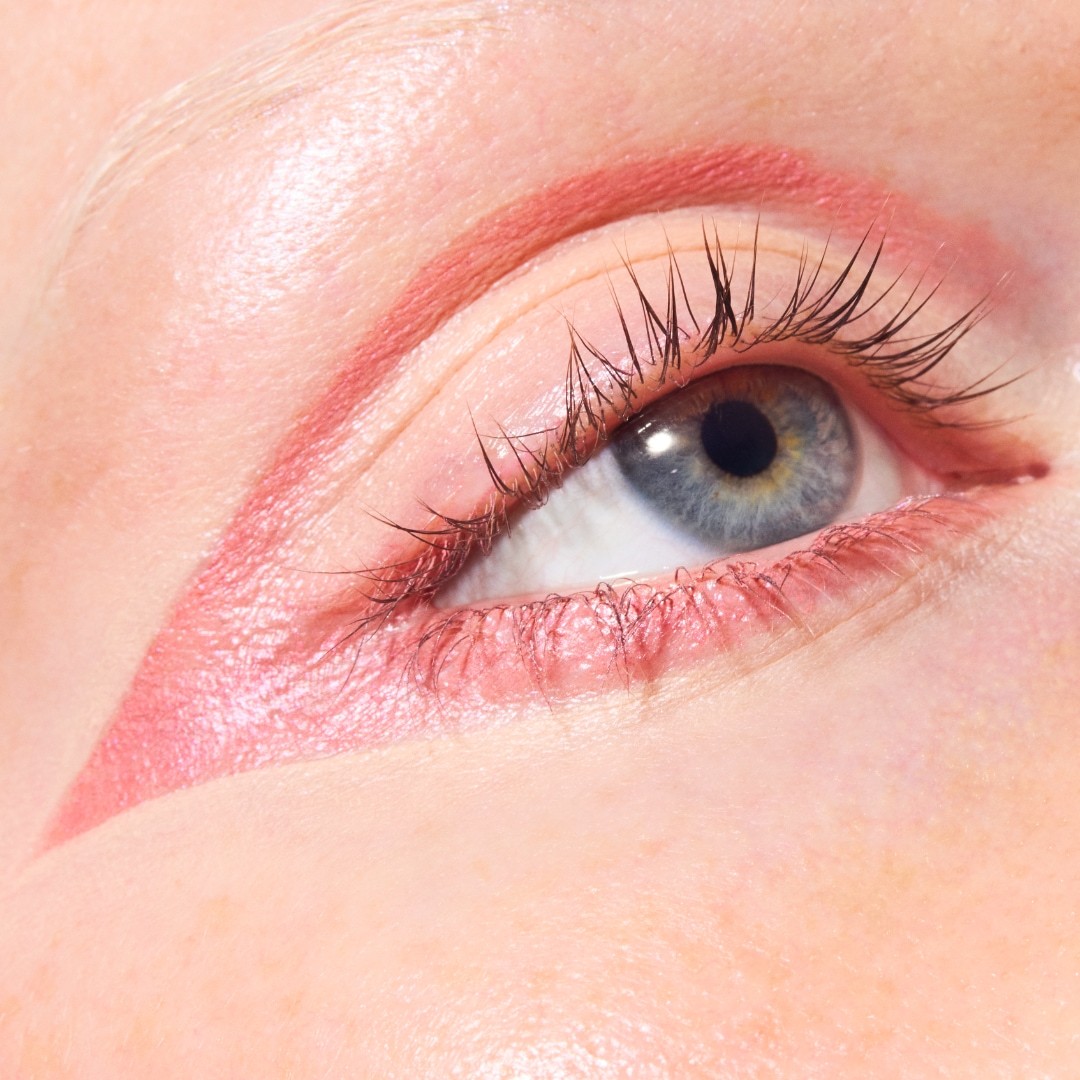 MAC acu zīmuļa krāsa Excess Gen zīmuļa acu laineris - 0,35 g