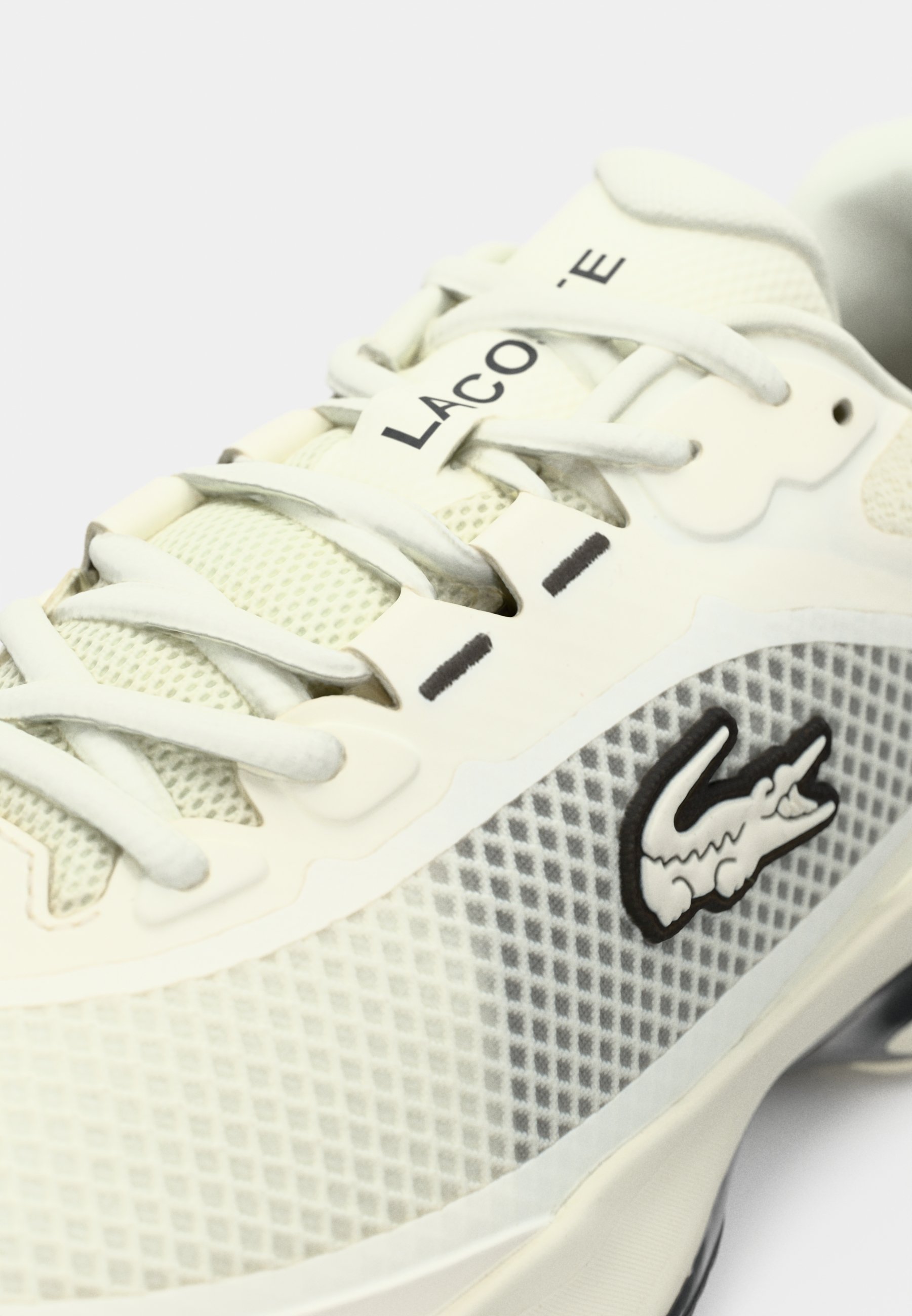 Lacoste Sport TECH POINT – Multicourt-Tennisschuhe – Off-White/Schwarz