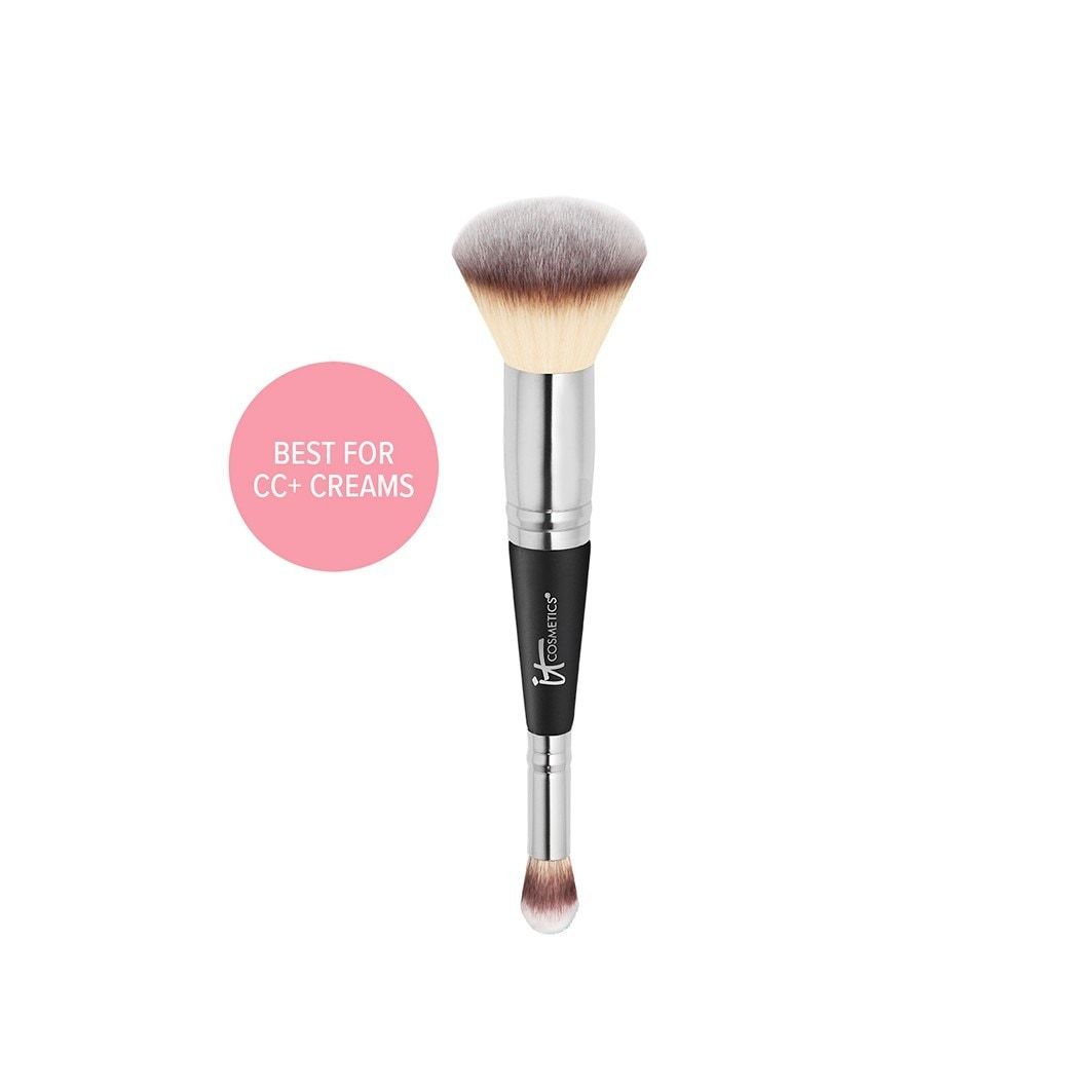 Štetec IT Cosmetics na podkladovú bázu HEAVENLY LUXE™ štetec na zdokonalenie pleti č. 7 - 1 kus