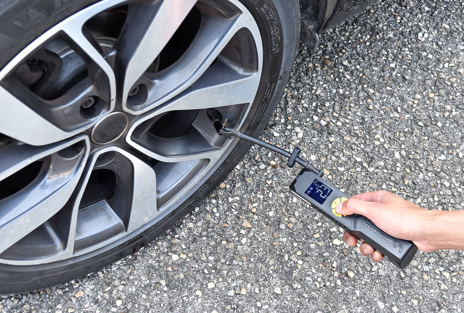 Mini trådløs kompressor - MICHELIN - Elektrisk pumpe - Digital trykkmåler - 10 bar - USB-oppladbar