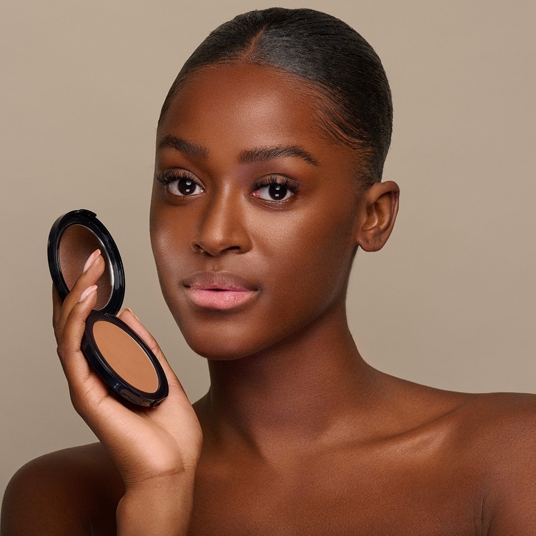 BEAUTY kompaktni puder proti sijaju – 9 g