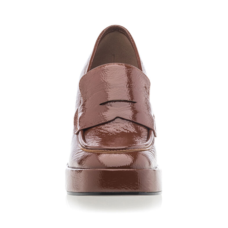 Naisten ruskeat loaferit/veneilykengät