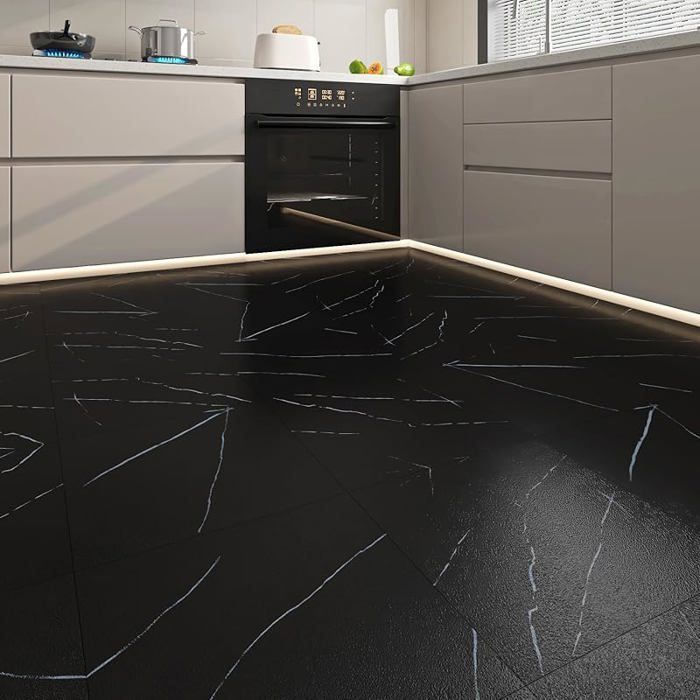 ReWallpaper Dalle PVC Adhesive Sol Effet Carrelage Imitation Marbre Noir 30cmx30cm Revetement De Sol Noir pour Salle De Bain Lino 3