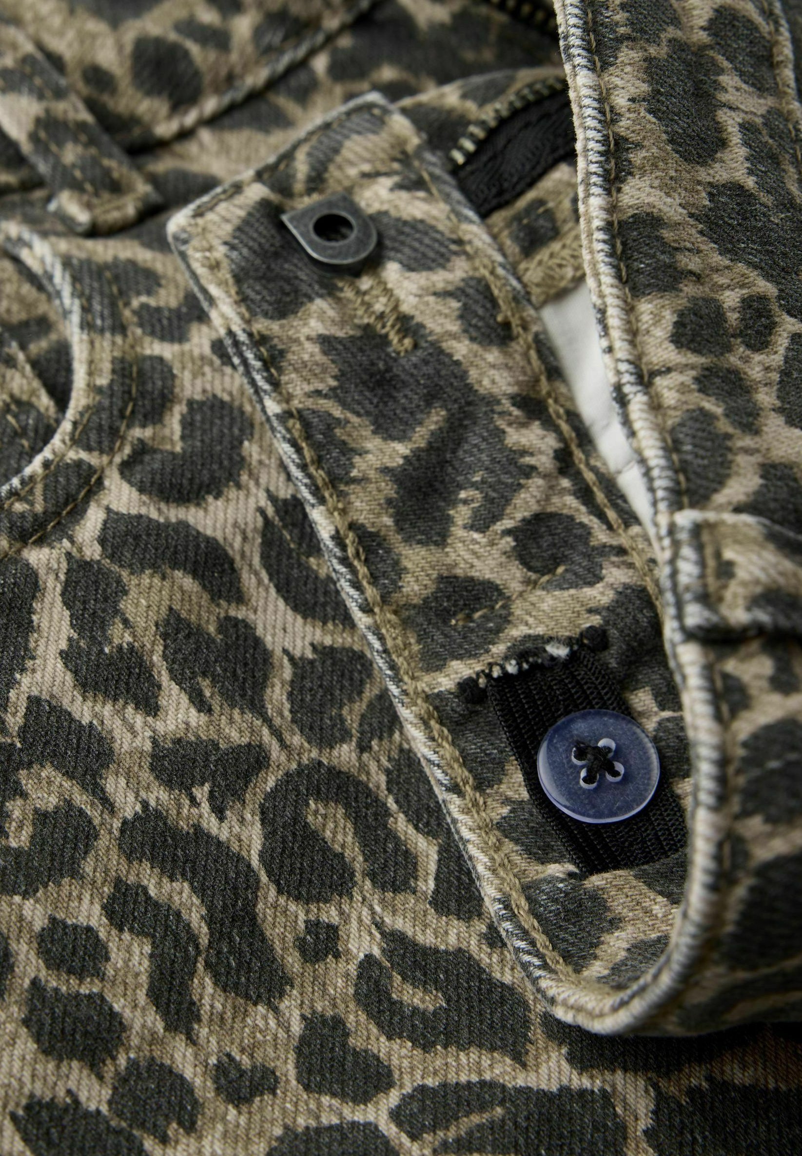 TWO SOON WIDE FIT LEOPRINT - Broek - tannine