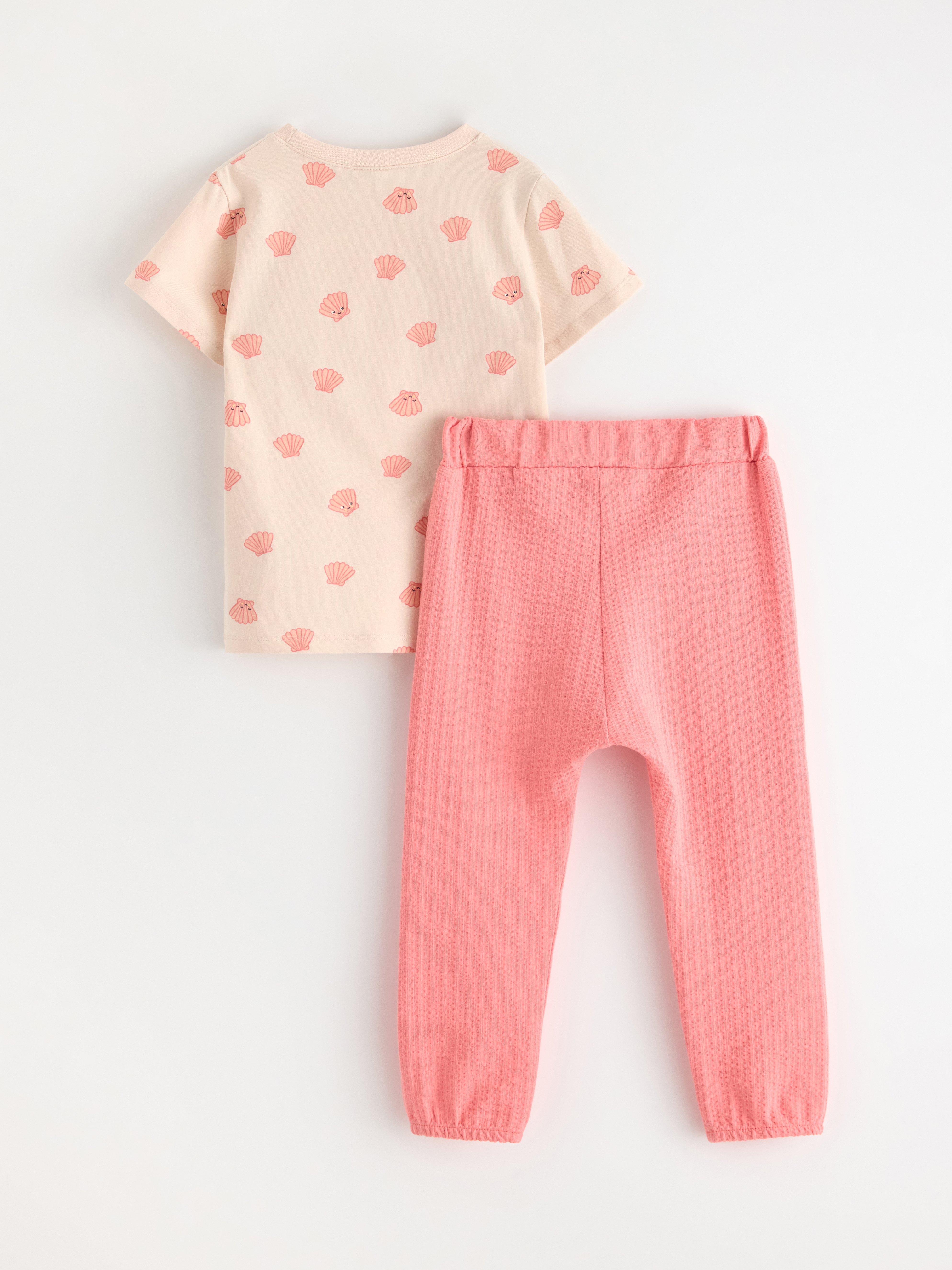 Set - tricou și pantaloni roz deschis