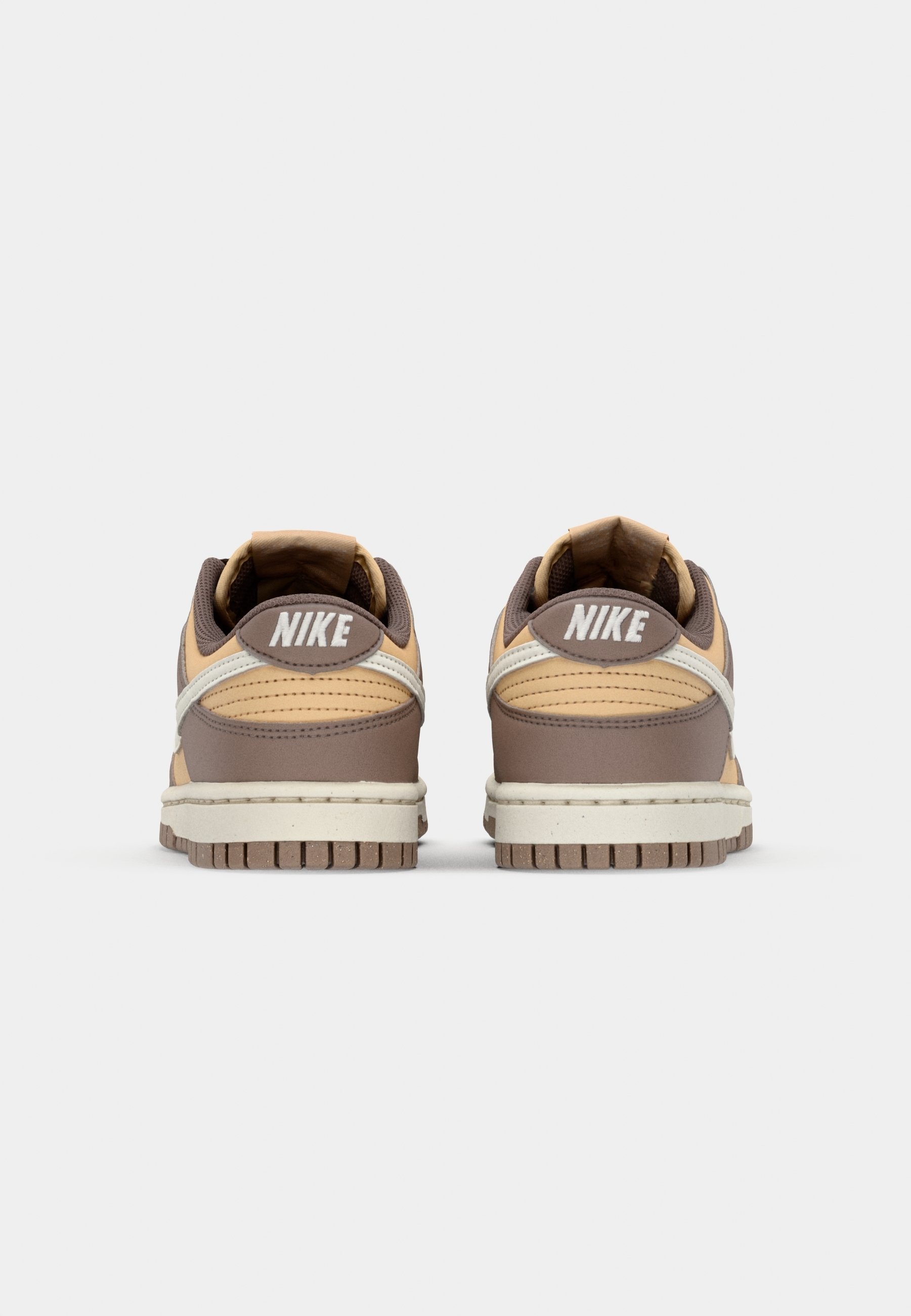 Nike Sportswear sneakers - bruin