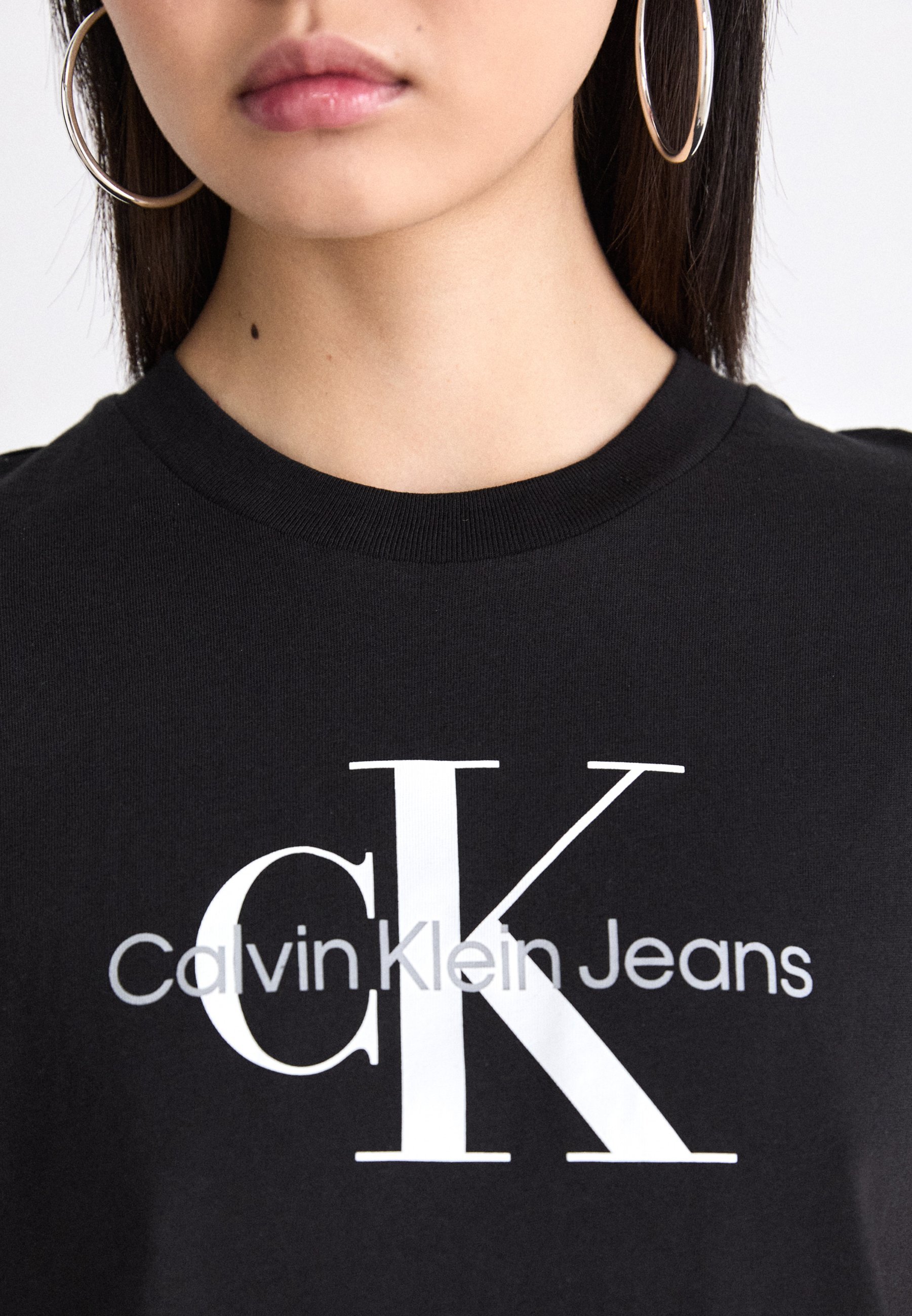 T-shirt imprimé Calvin Klein Jeans CORE MONOGRAM REGULAR - noir