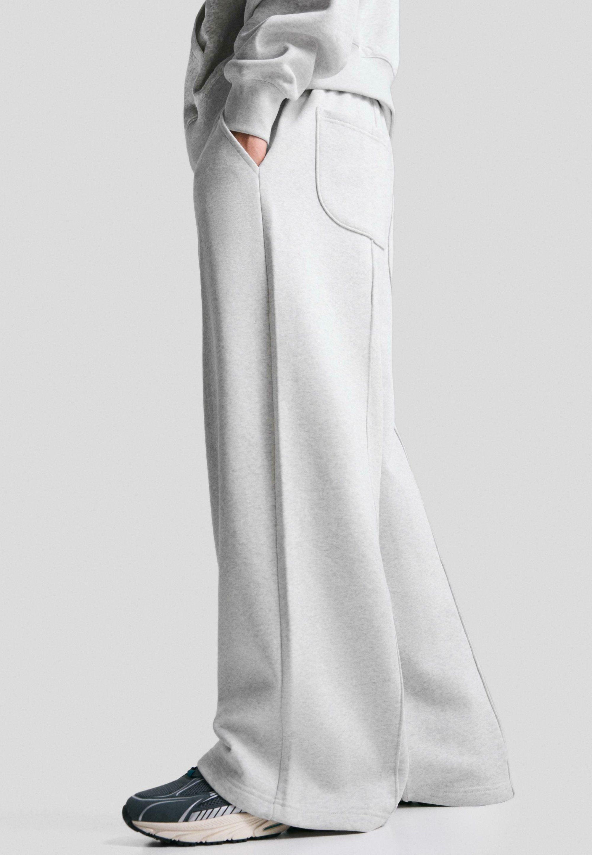 Bershka SUPER - Trainingsbroek - grijs