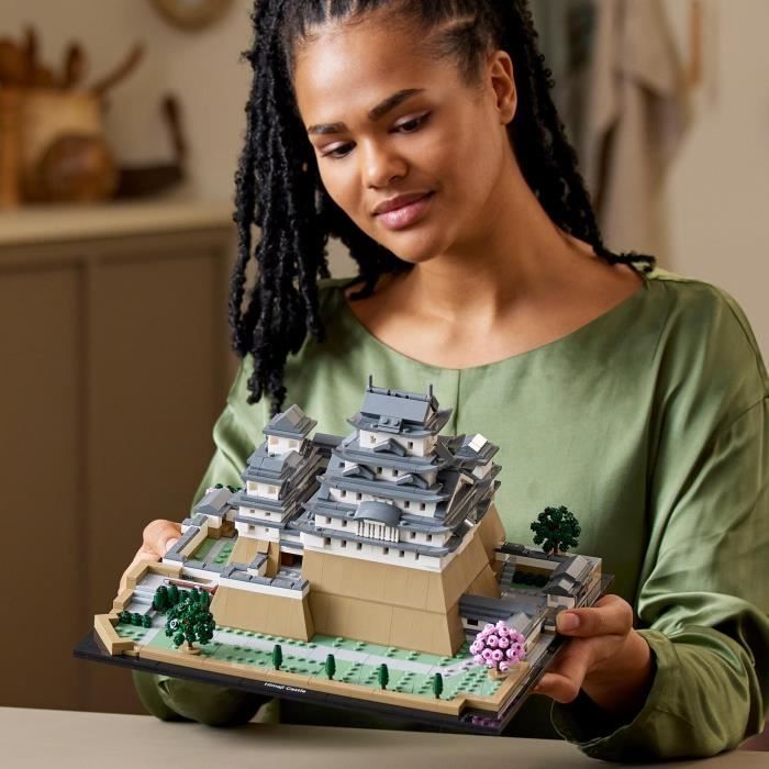LEGO® Architecture 21060 Le Château d'Himeji, Kit de Construction de Maquettes pour Adultes Fans de la Culture Japonaise