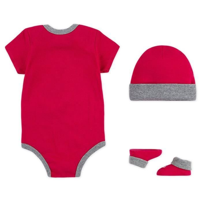 Conjunto unisex de 3 piezas para bebé NIKE Futura: body, gorro y patucos color rosa