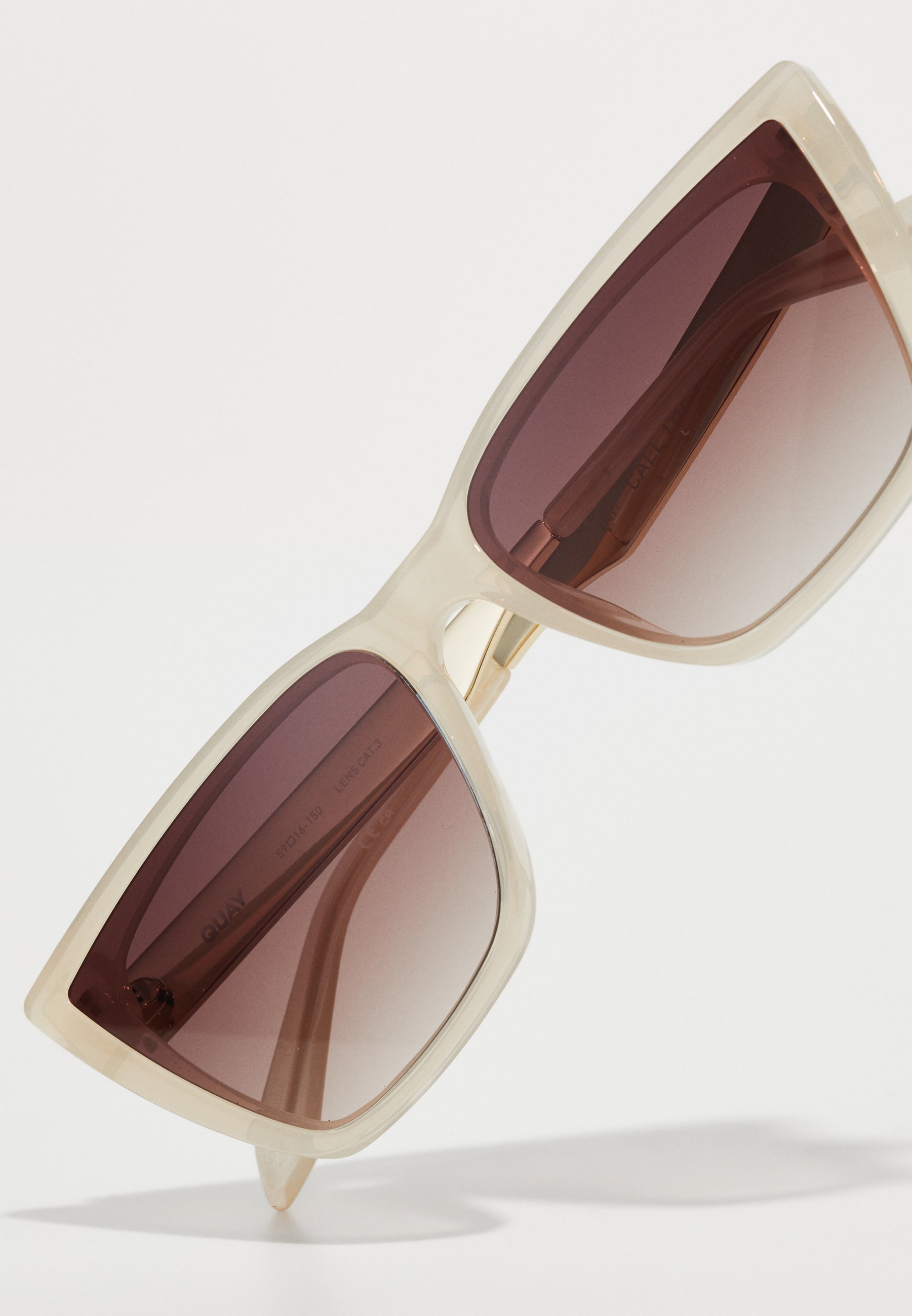 QUAY AUSTRALIA CALL THE SHOTS REMIXED - Sunčane naočale - boje kosti
