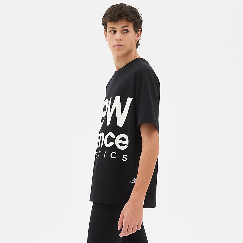 NB Athletics Out of Bounds Unisex-T-Shirt – Schwarz
