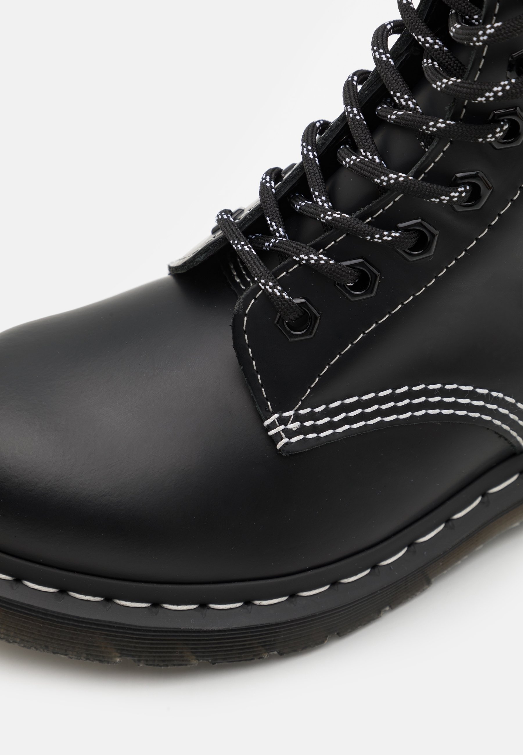 Dr. Martens veterlaarsjes - zwart