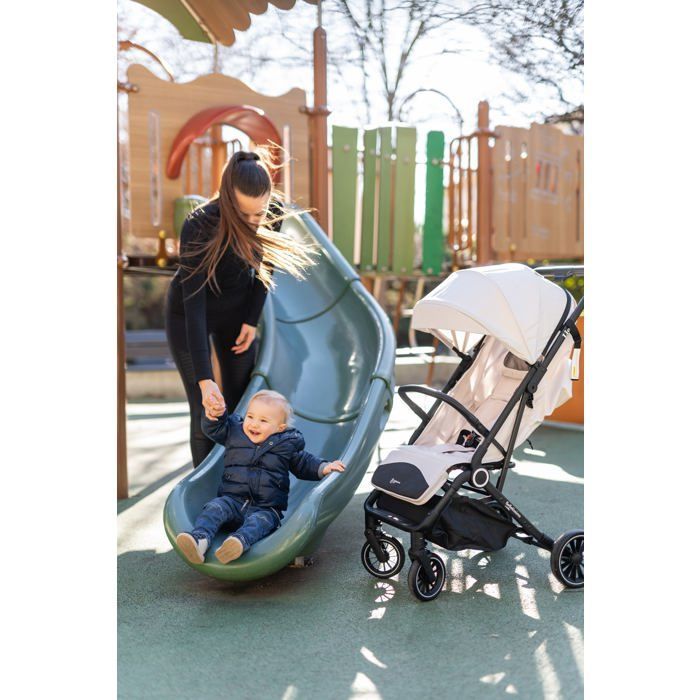Bebelissimo - Passeggino ultracompatto - Leggero - Chiusura con una mano - Manubrio tipo valigia - Lioni - Verde