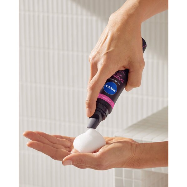 NIVEA Extreme Hold 6 изузетно јака пена за обликовање косе<br>150ml
