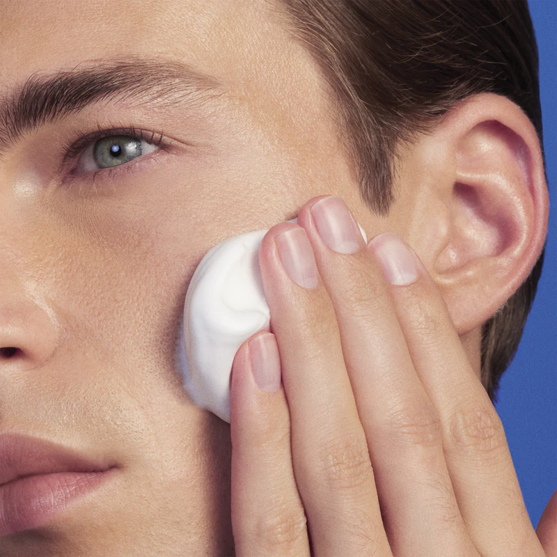 Gel hidratante Biotherm Homme Aquapower Advanced para pele normal e mista.