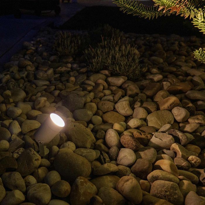 Faretti da esterno di design con picchetti (x4) - Per lampadine LED GU10 - Impermeabili IP65 - Regolabili - Fissaggi discreti - Neri