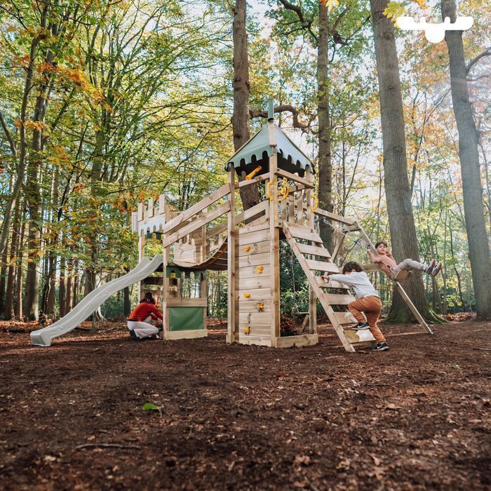 FATMOOSE RiverRun Royal XXL houten speeltoren met SurfSwing, 220 cm appelgroene glijbaan en hangbrug – 10 jaar garantie*