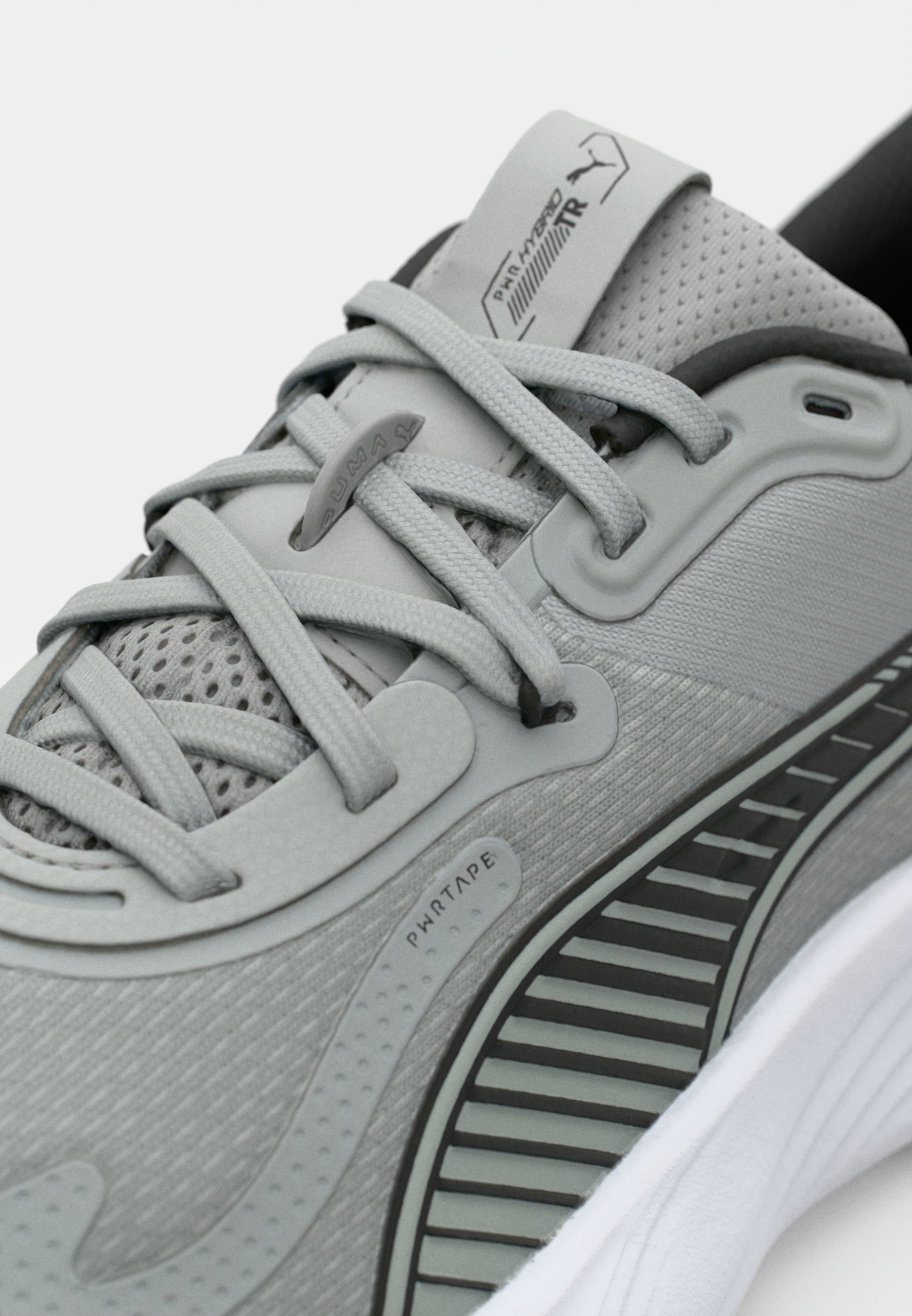 Puma PWR HYBRID - Trainingsschoen - grijs echo/robijn glinsterend/zwart