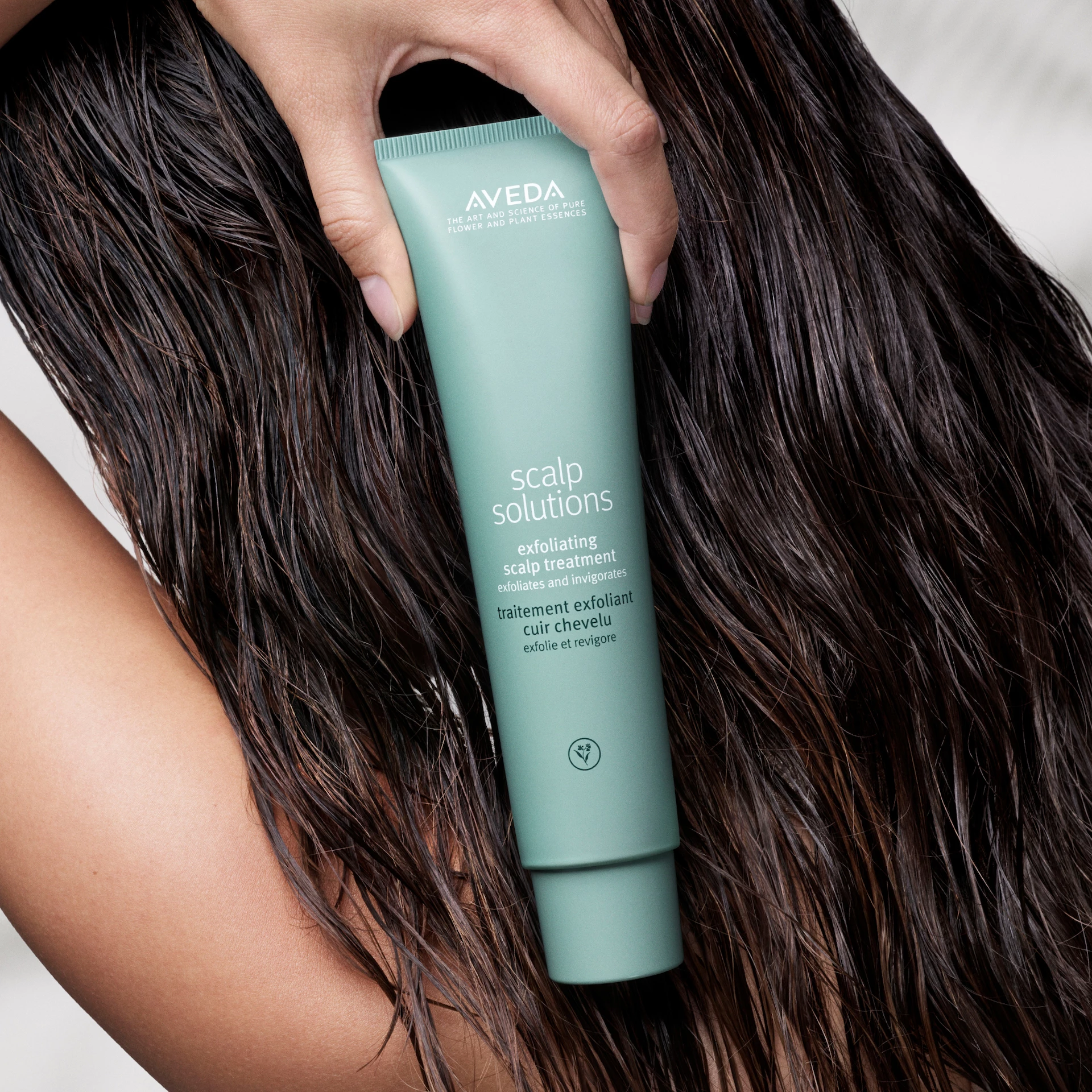 Scalp Solutions hámlasztó fejbőrápoló 150 ml - Aveda