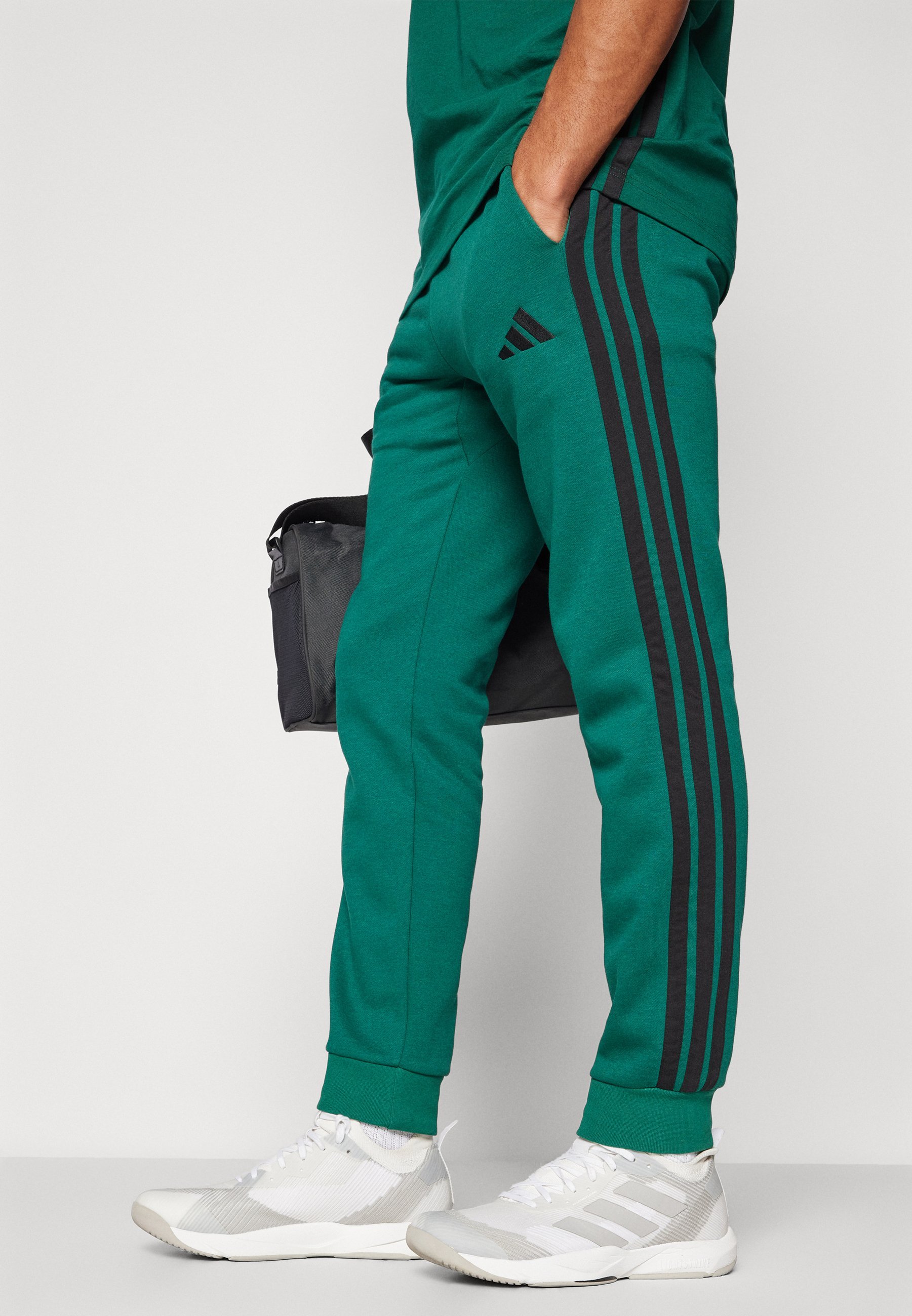 adidas Sportswear trainingsbroek - collegegroen/zwart