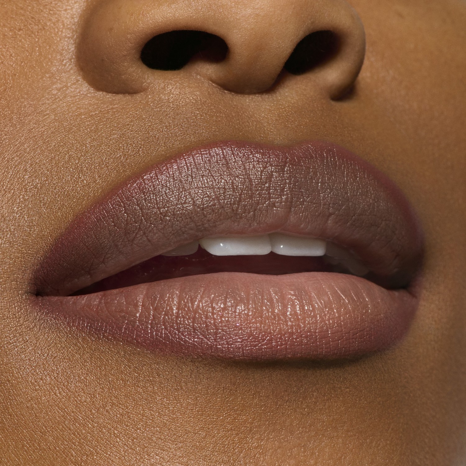 MAC Lipgloss lūpu spīduma acu zīmulis - 0,25 g