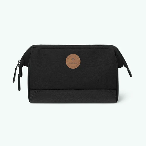 Cabaia Berlin black toiletry bag