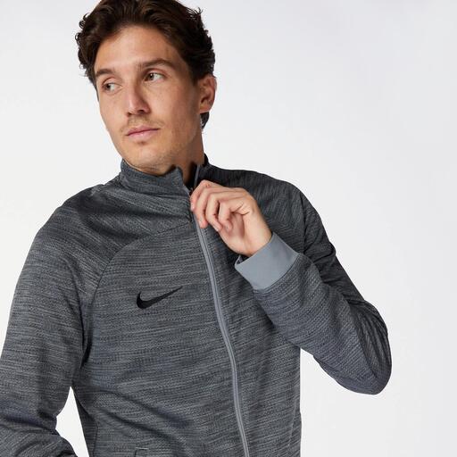  Nike akademija
