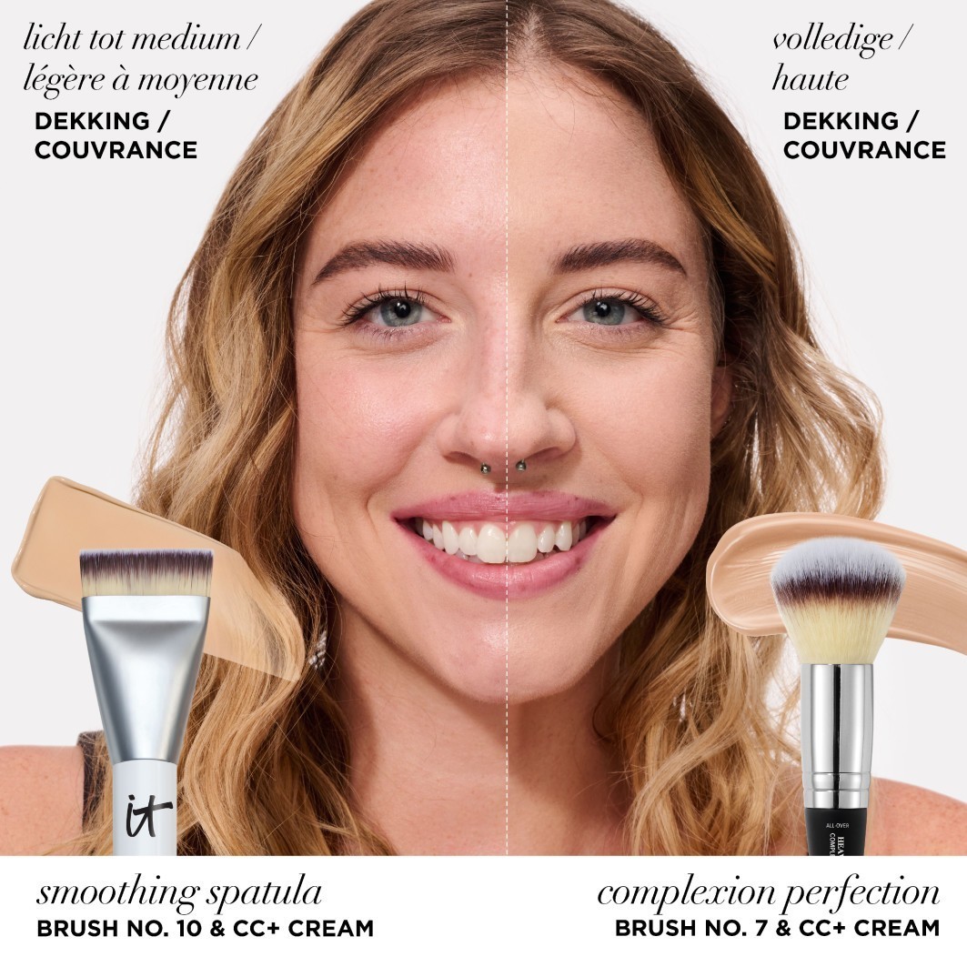 IT Cosmetics makiažo pagrindo šepetėlis HEAVENLY LUXE™ nematomos veido spalvos mentele - 1 vnt.