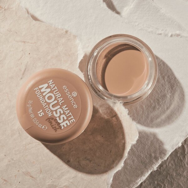 Essence Natural Matte Mousse 15 Even Finish Foundation 16g