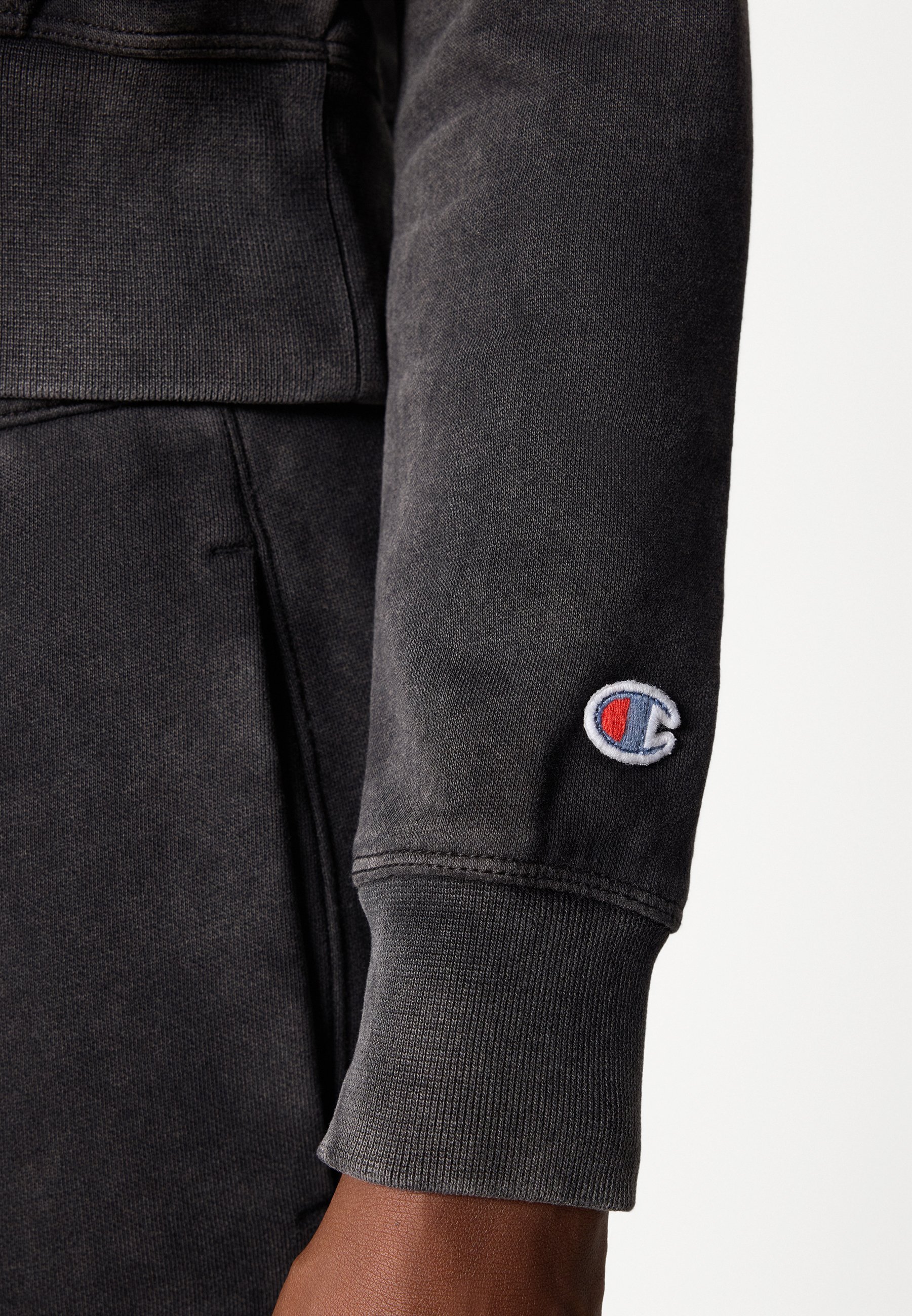 Felpa con cappuccio e zip intera Champion ICONS WASH - nera