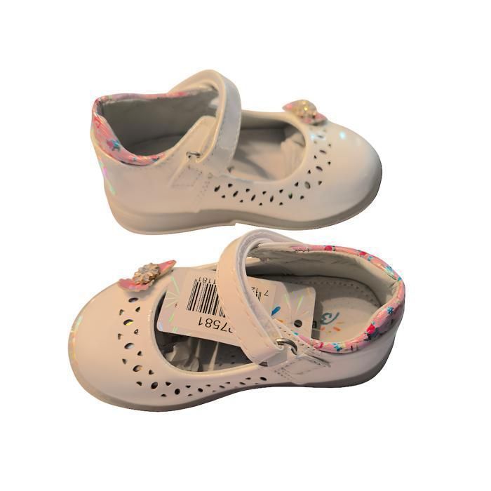 Chaussures - Enfant - Fille - Salomés - Babies - Cuir - Verni - Ivoire - Motif Fleur - Pointure du 21 au 26