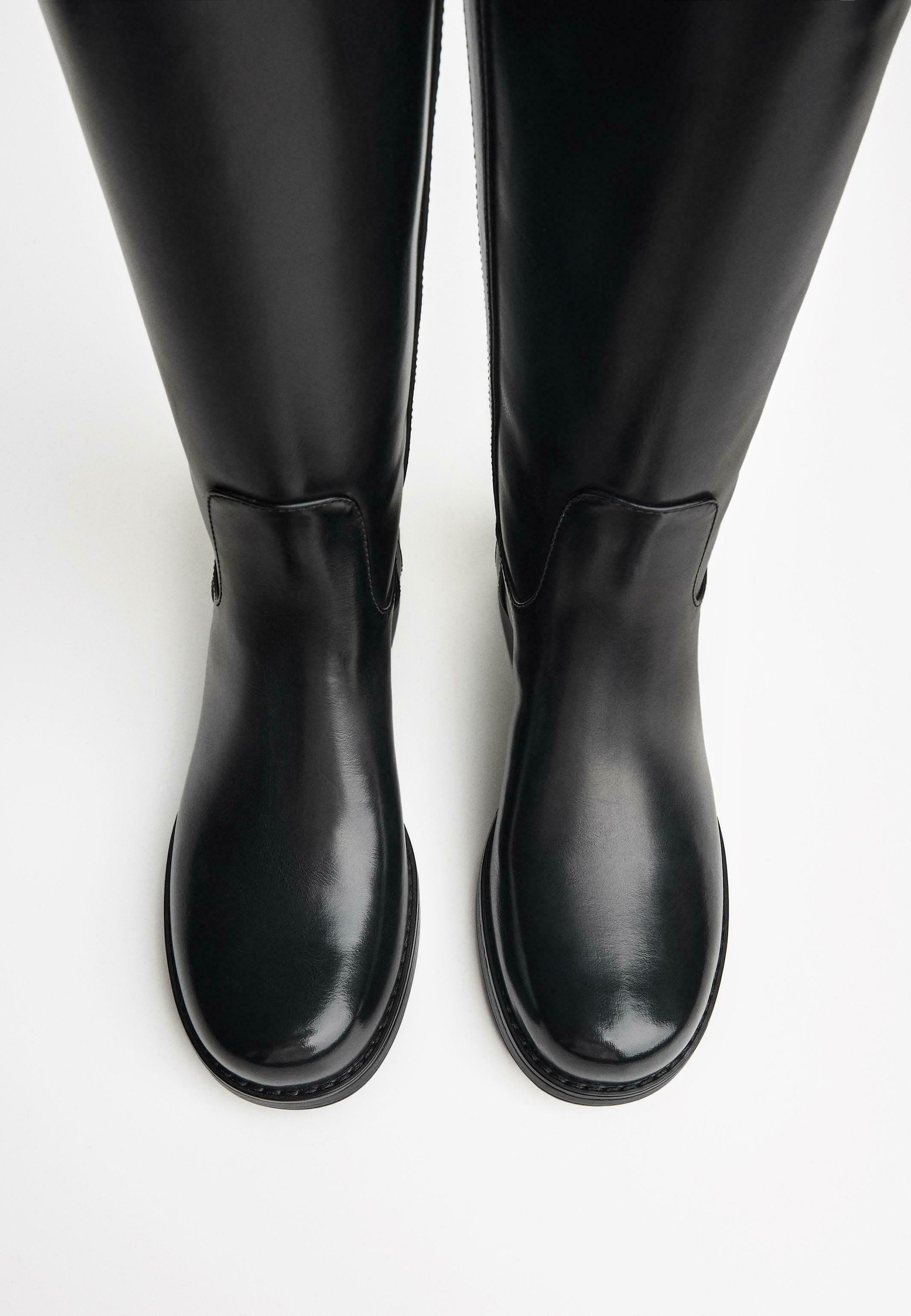 Buty Bershka - czarne