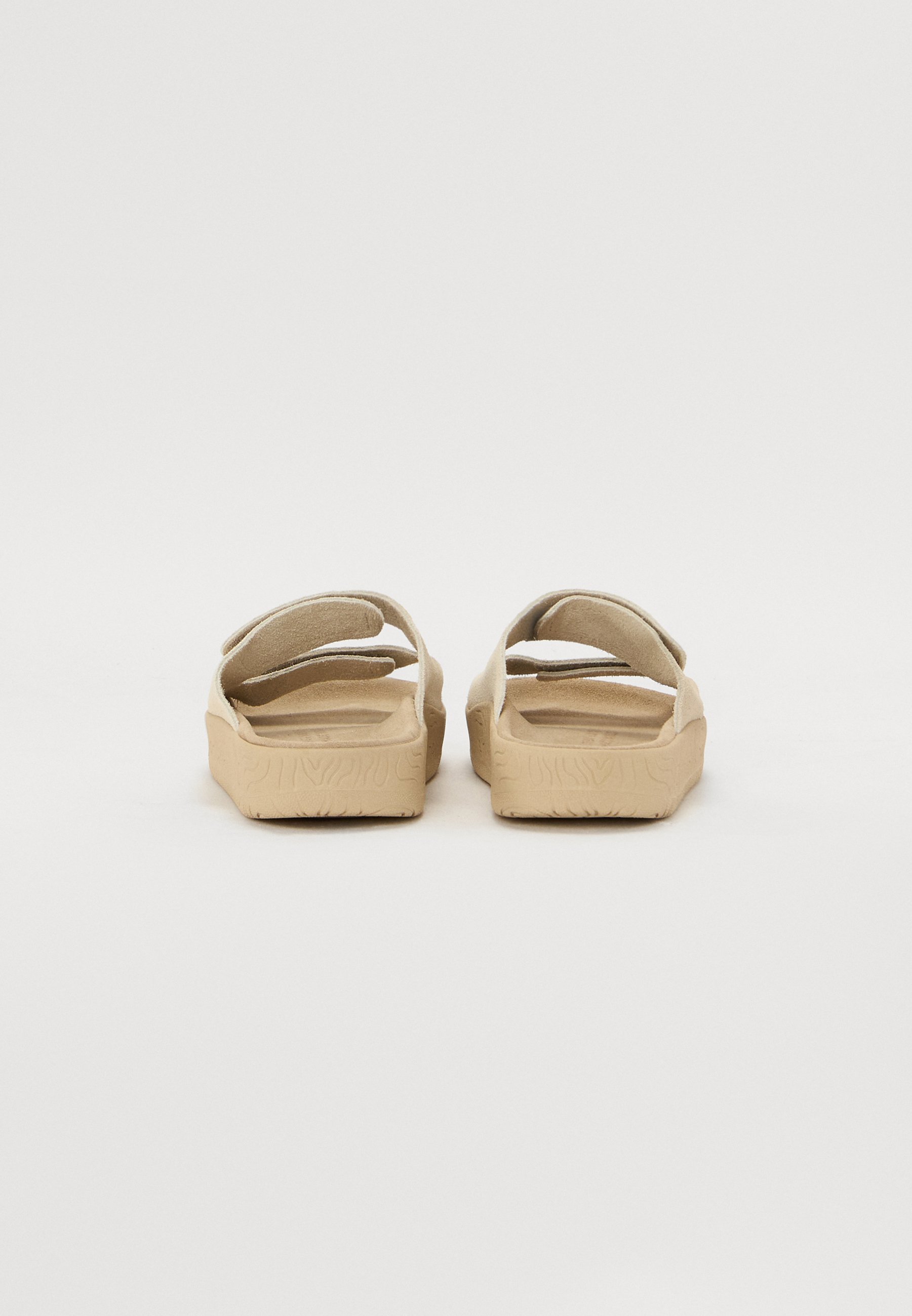 Veja Flat muilezels