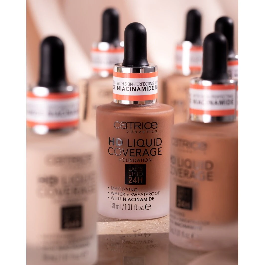 Catrice HD Liquid Coverage Foundation fond de teint 050 Rosy Ash