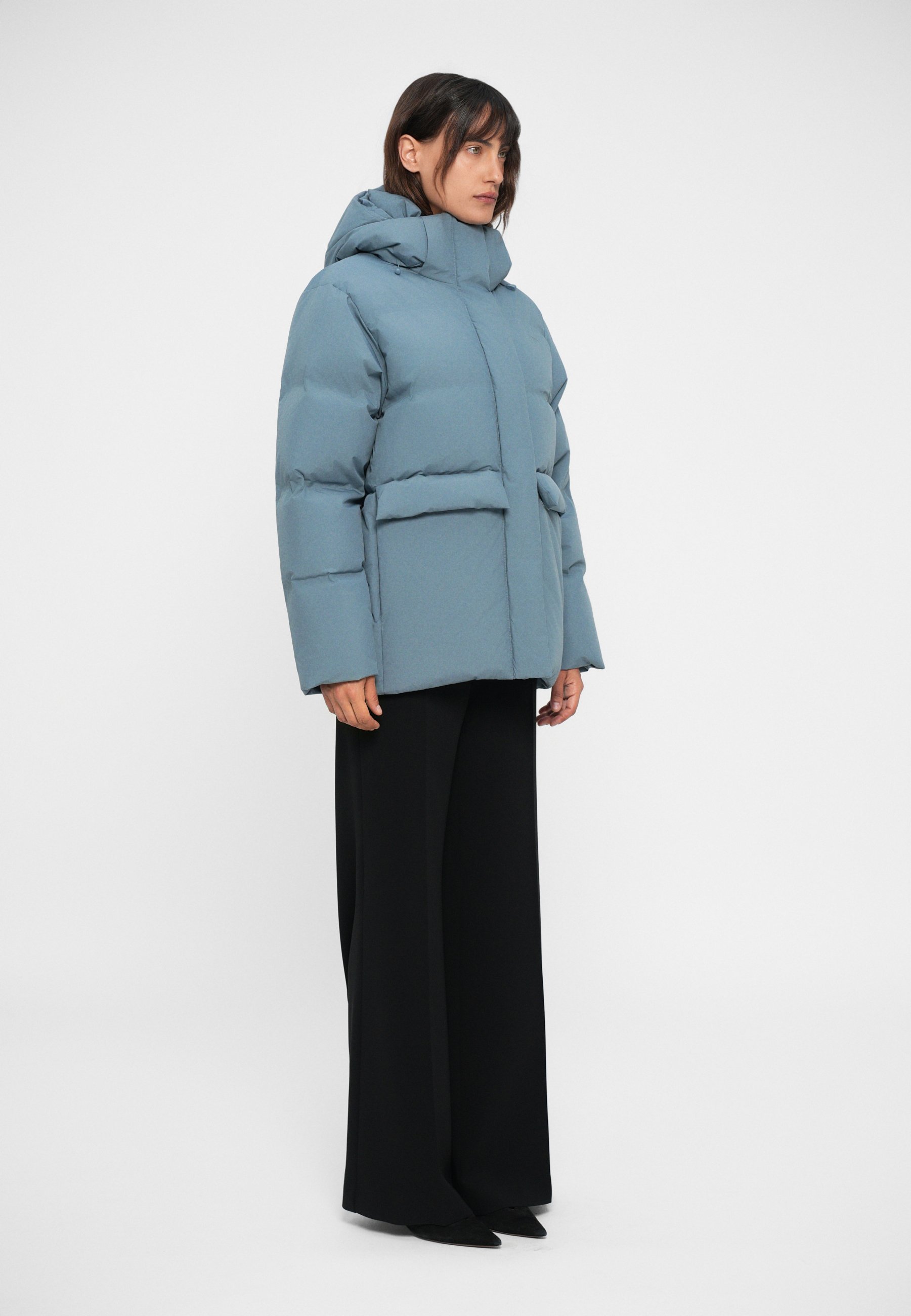 Holzweiler BESSEGGEN JACKET - Jachetă de puf - blue aqua