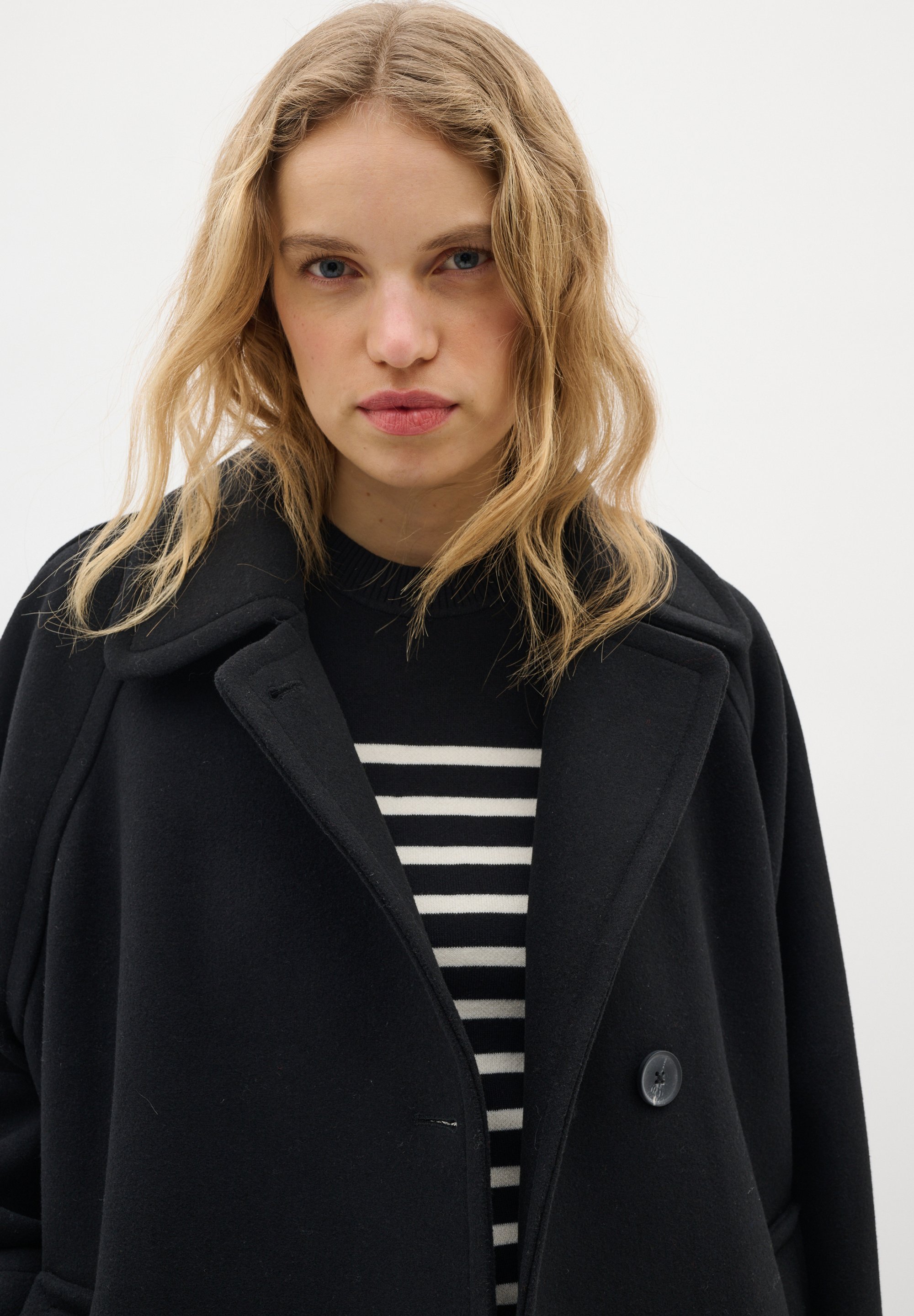 Cappotto corto InWear - nero