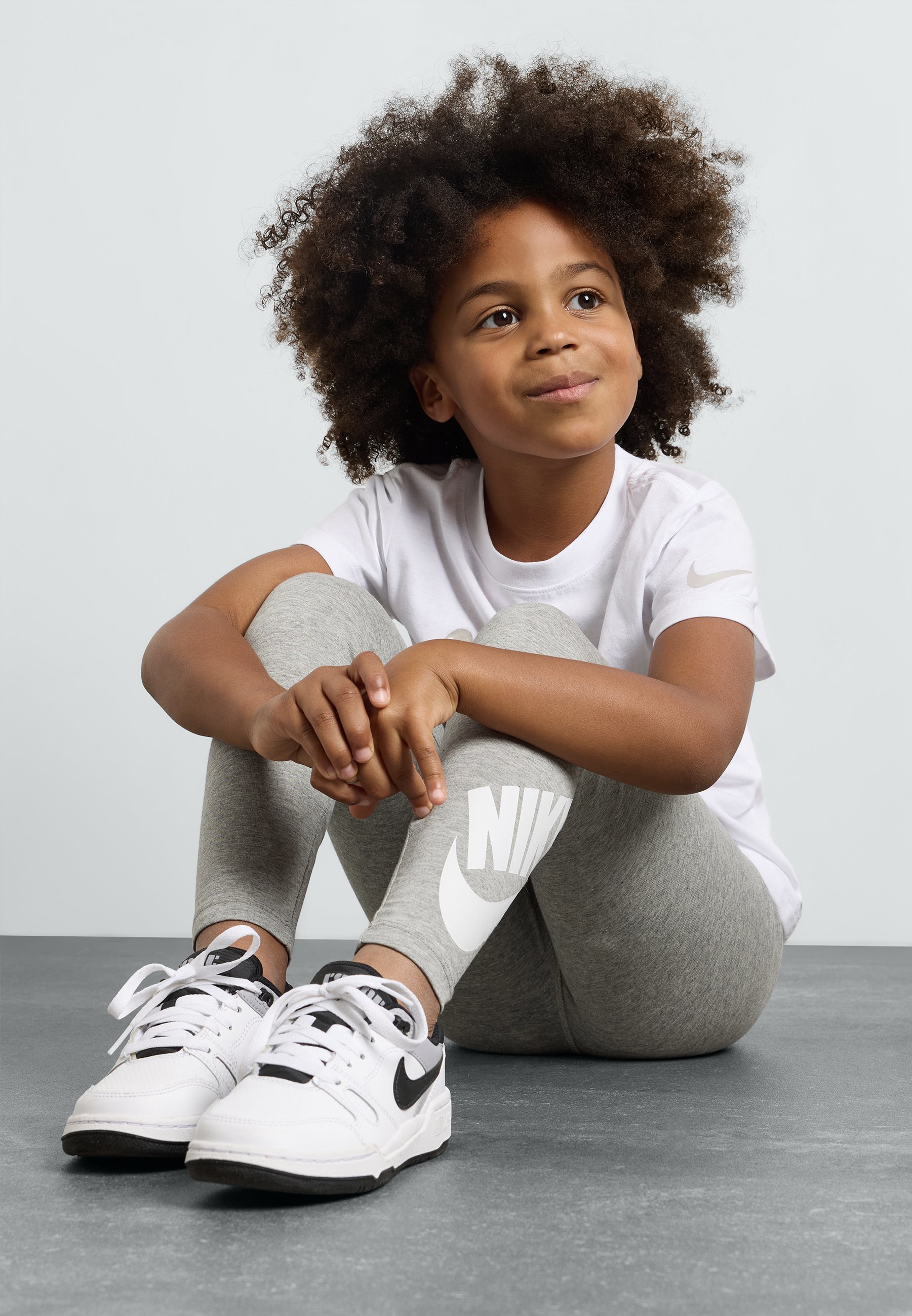 Nike Sportswear CLUB HIGH RISE - Leggings - Broek - donkergrijs gemêleerd