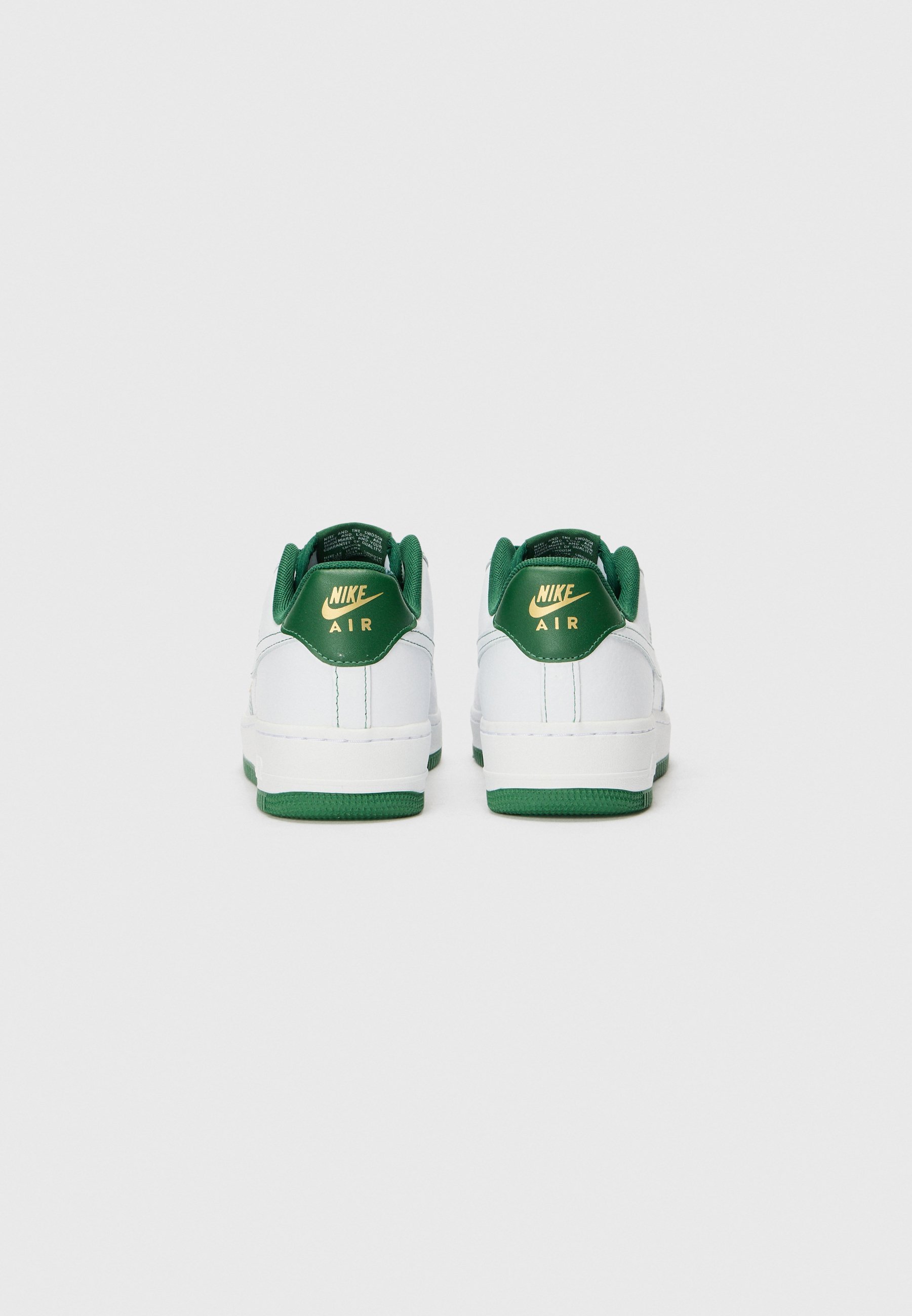 Baskets basses Nike Sportswear