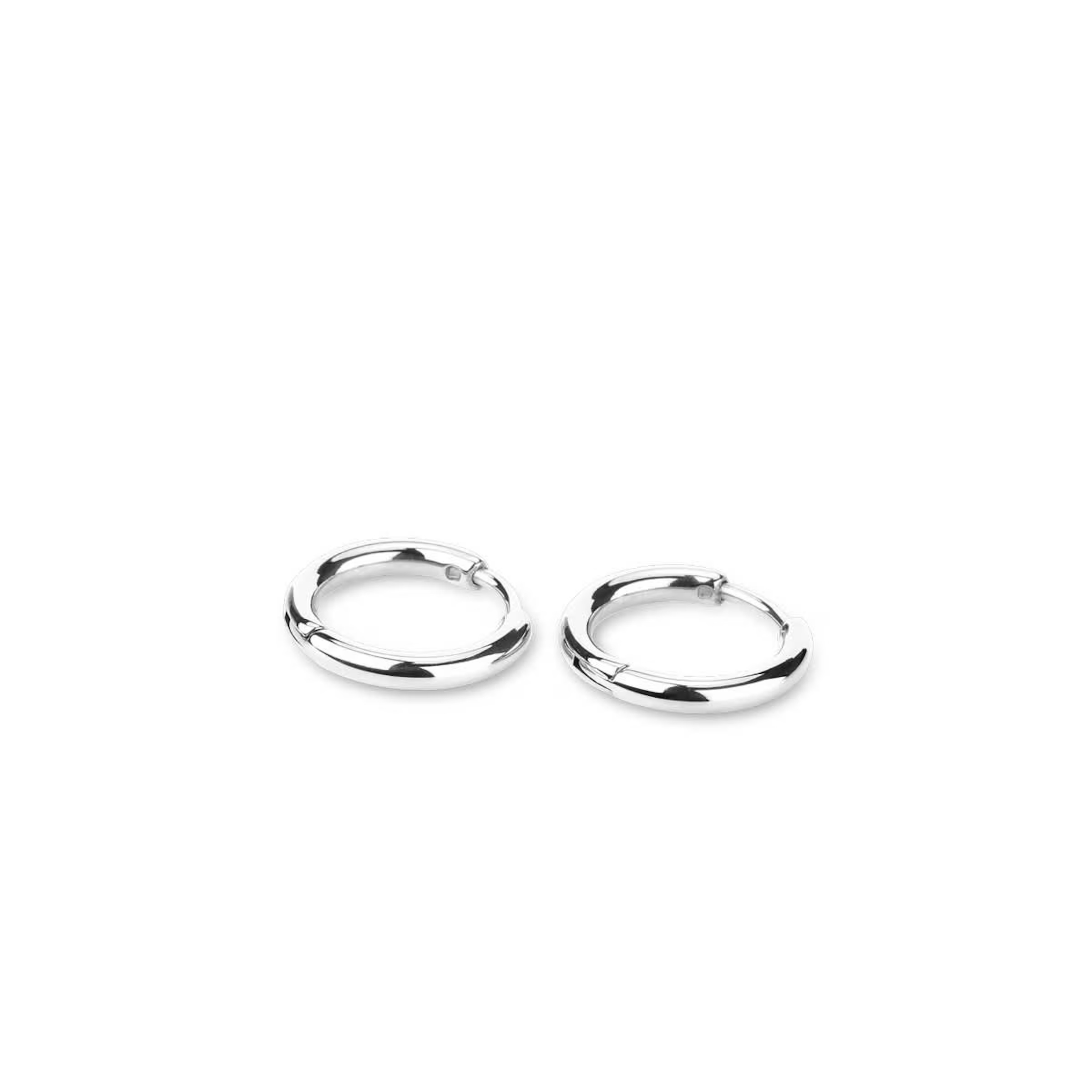 Boucles d'oreilles créoles argentées