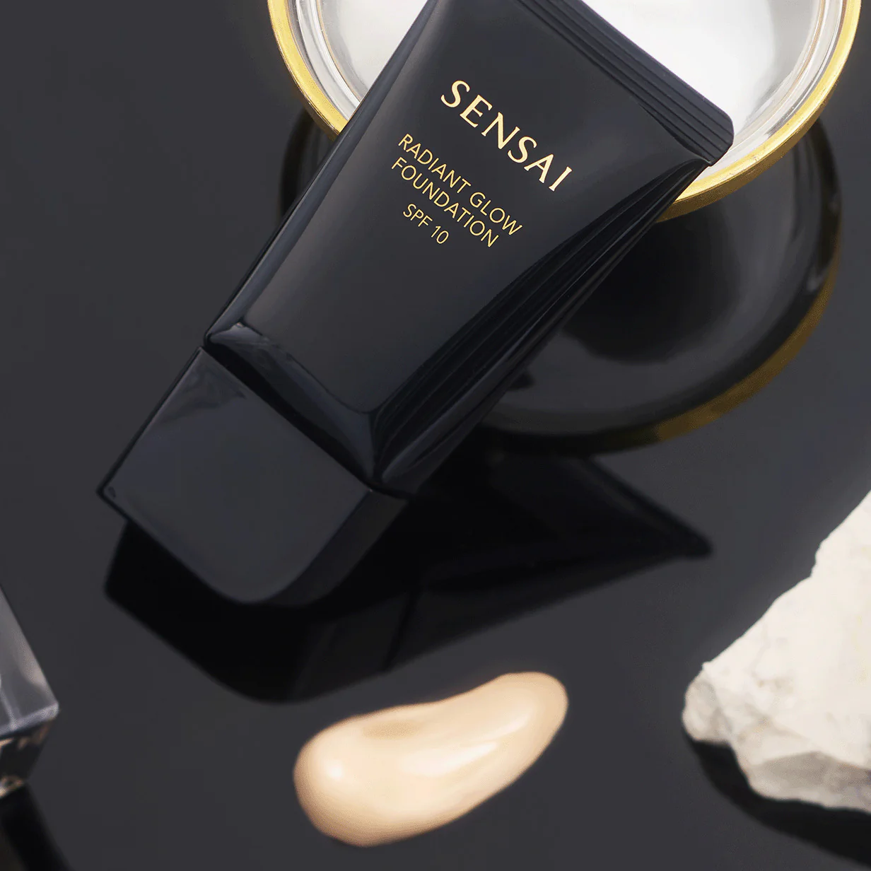 Viso Radiant Glow Foundation SPF 10 - Fondotinta liquido