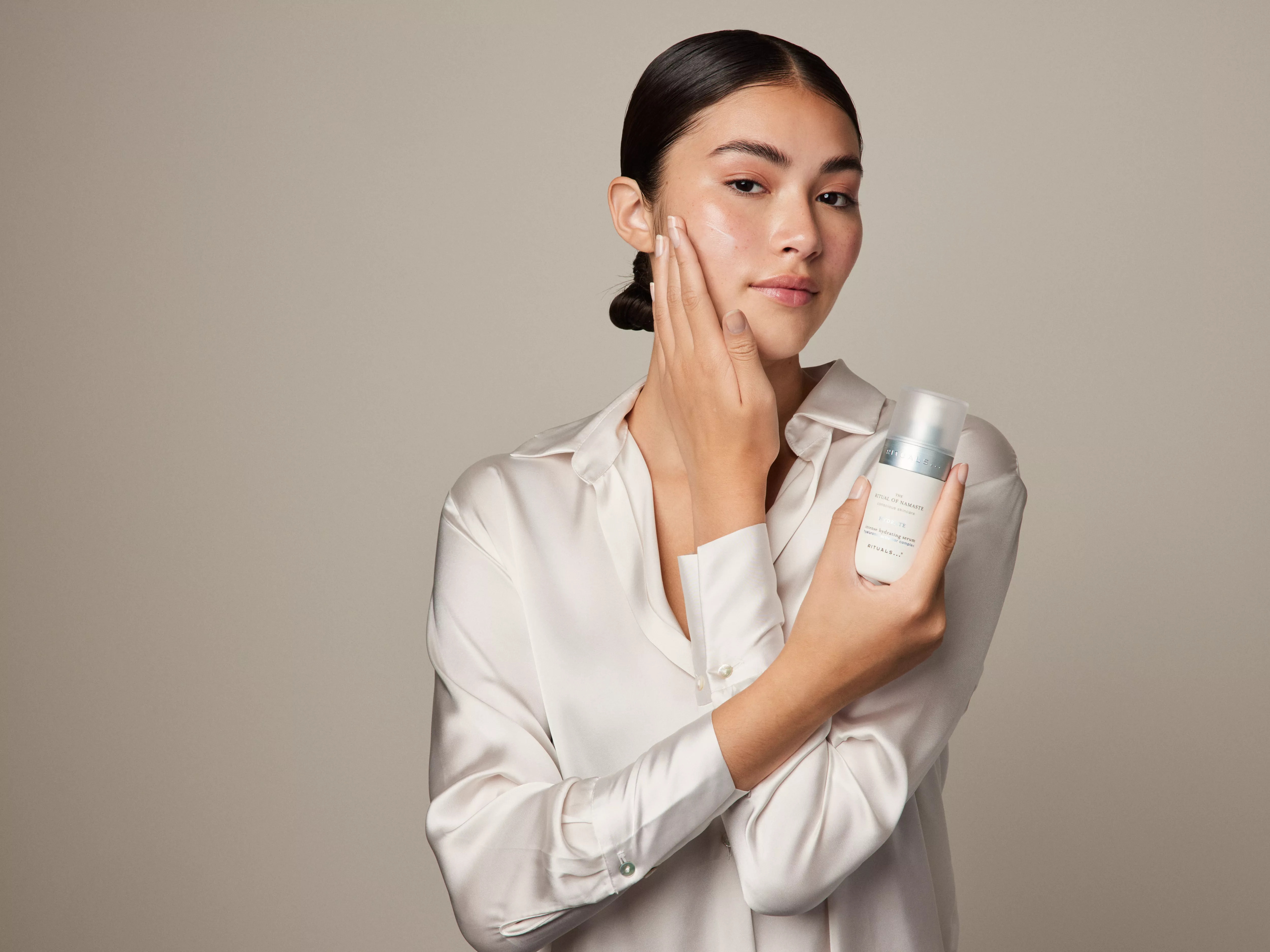 Hidratantni serum