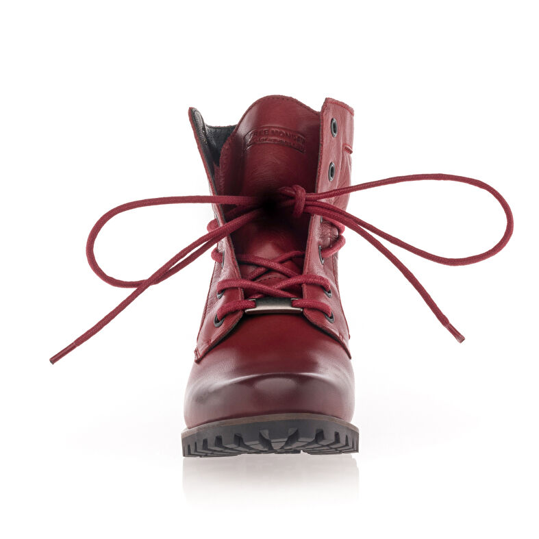 Rote Damenstiefel / Stiefeletten